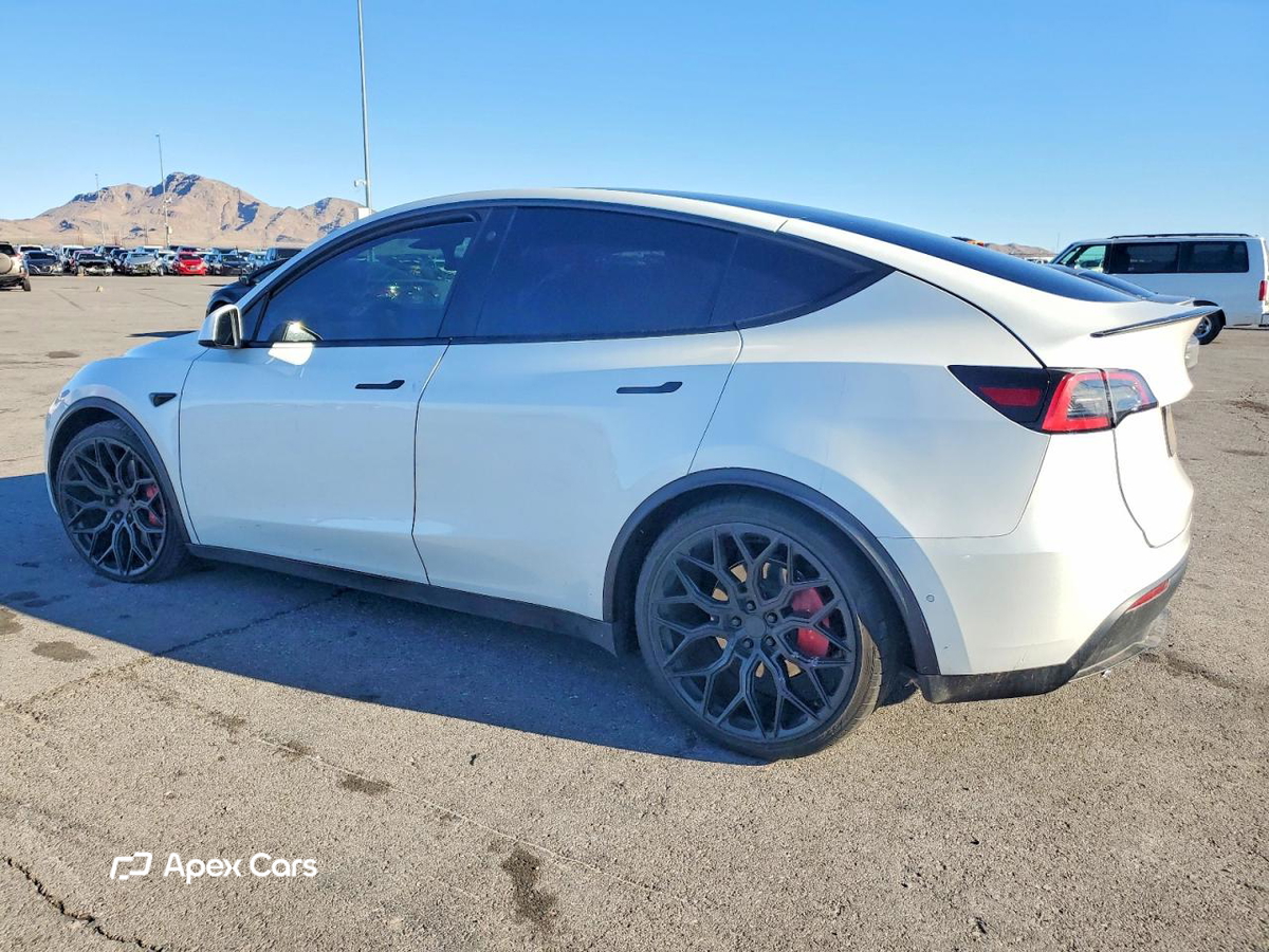 Tesla Model Y 2022