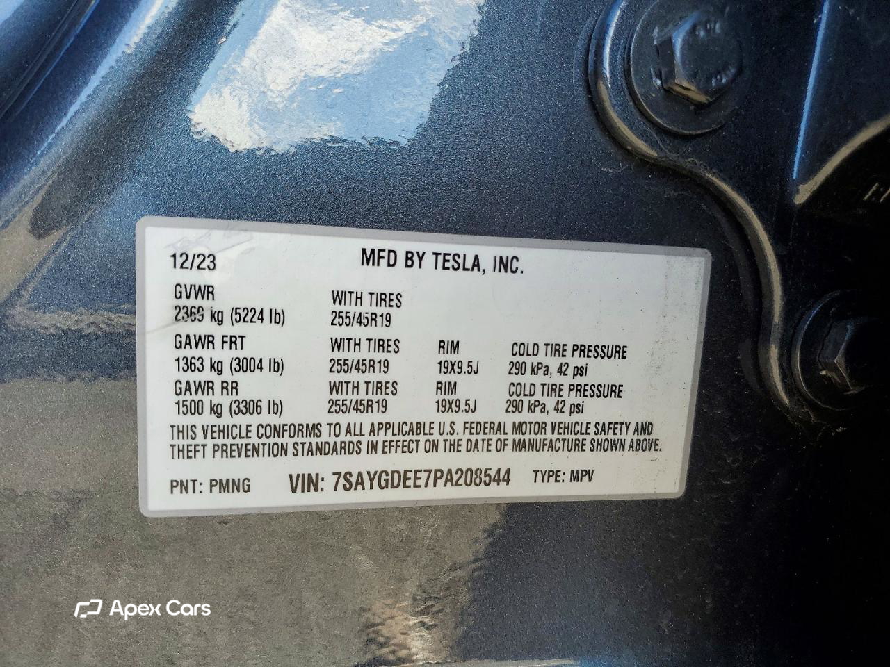 Tesla Model Y 2023