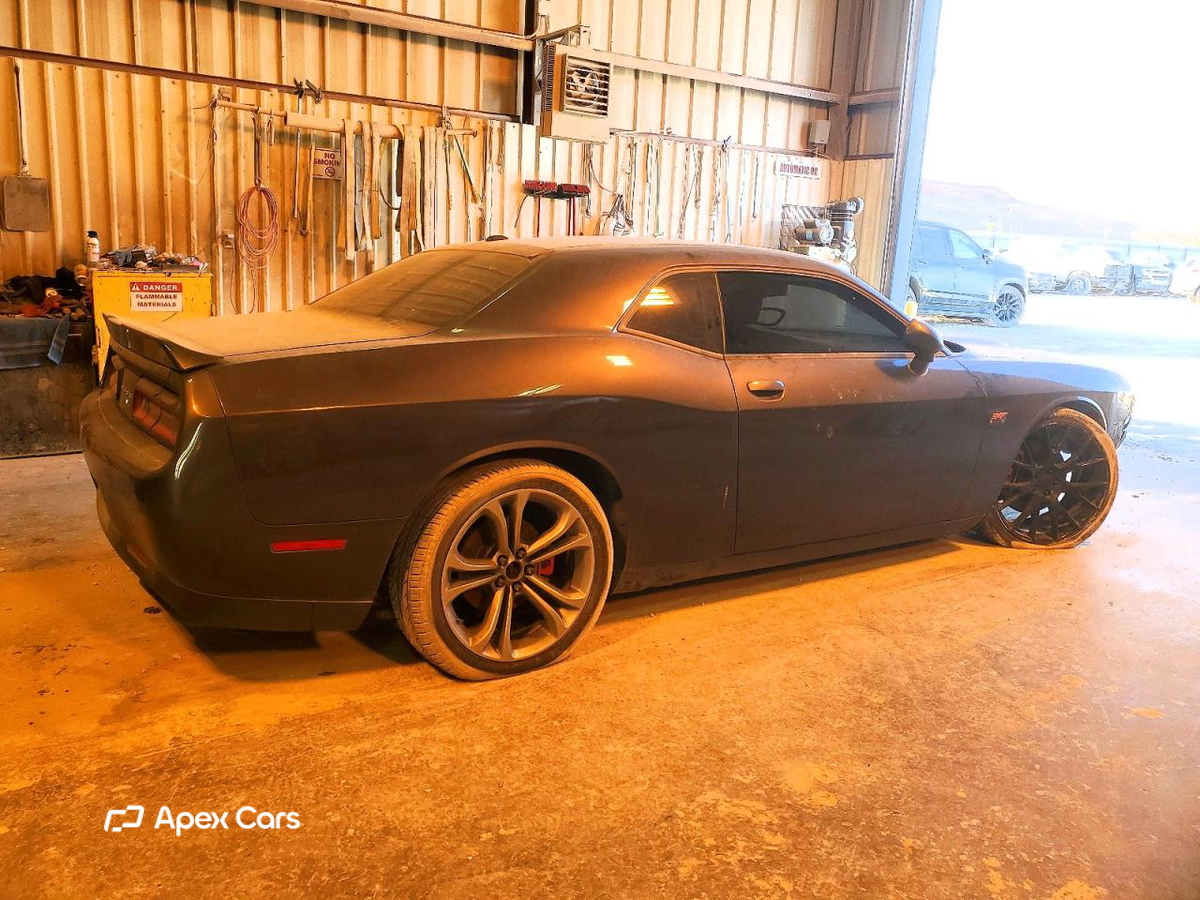 Dodge Challenger 2021