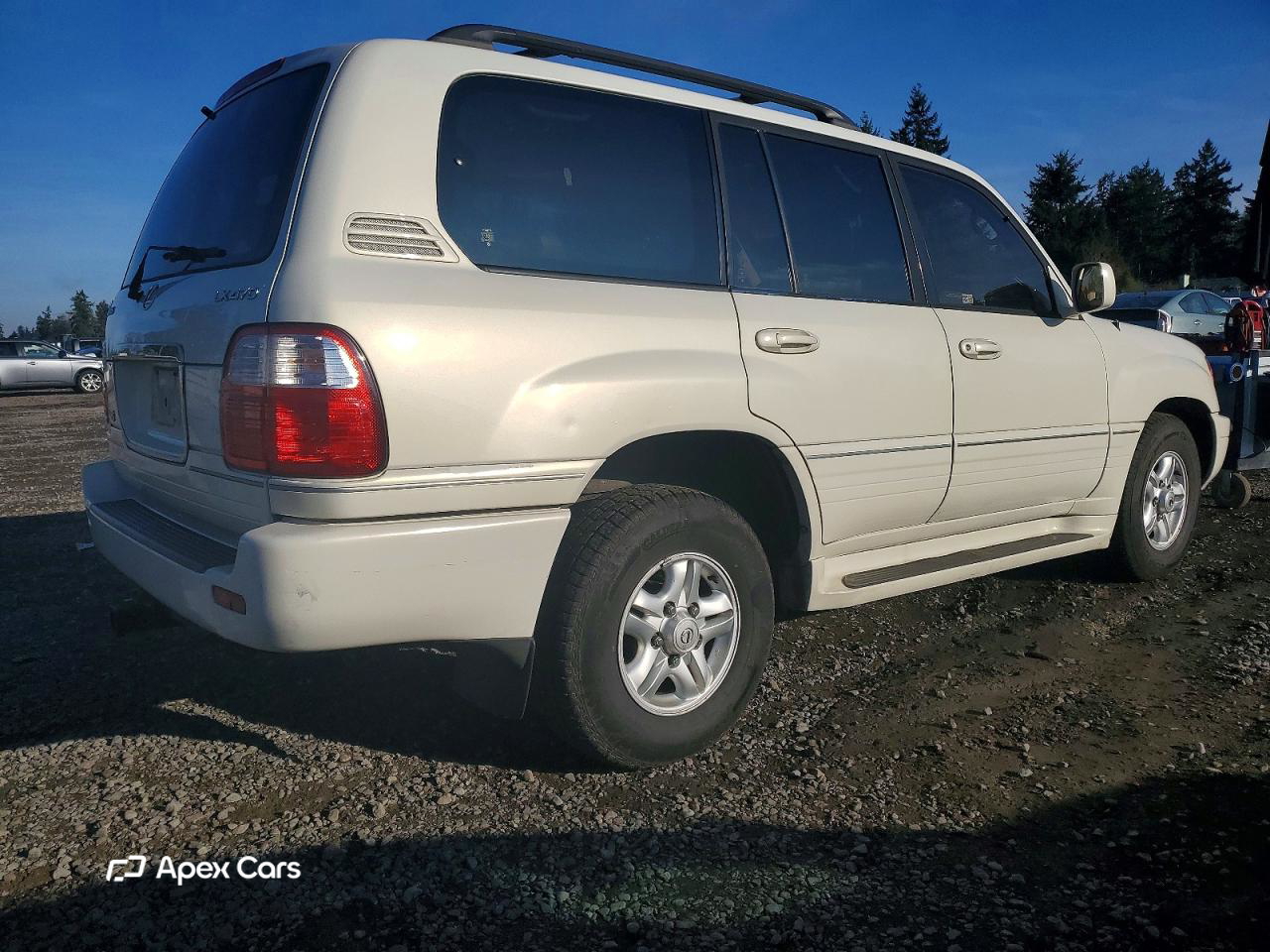 Lexus LX 2000