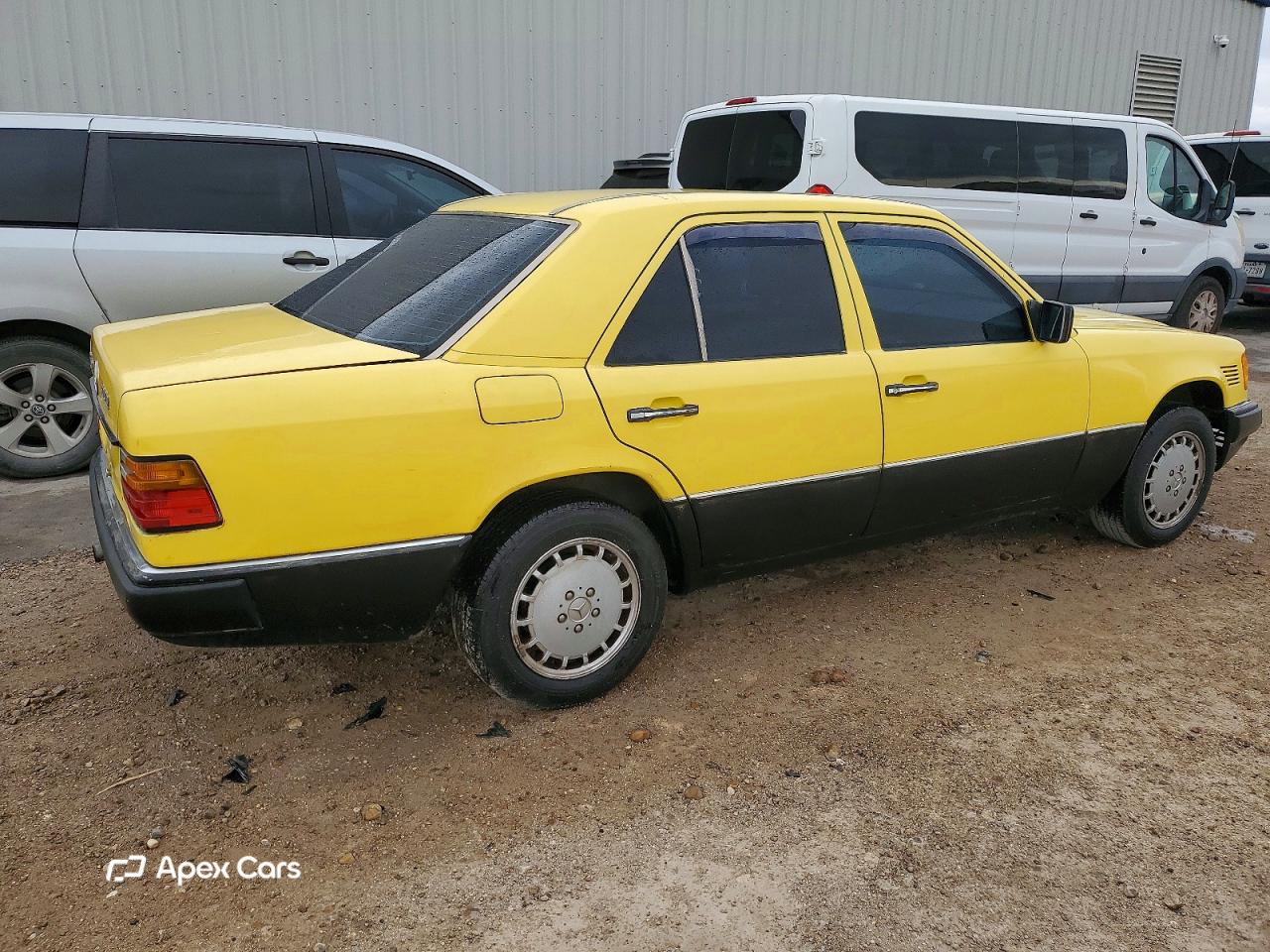 Mercedes-Benz  1993