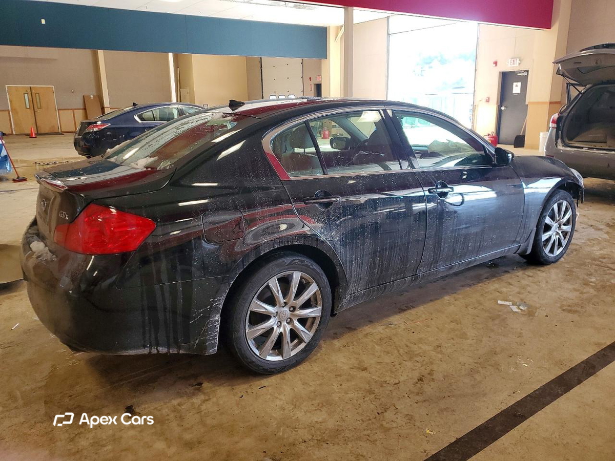 Infiniti G 2012