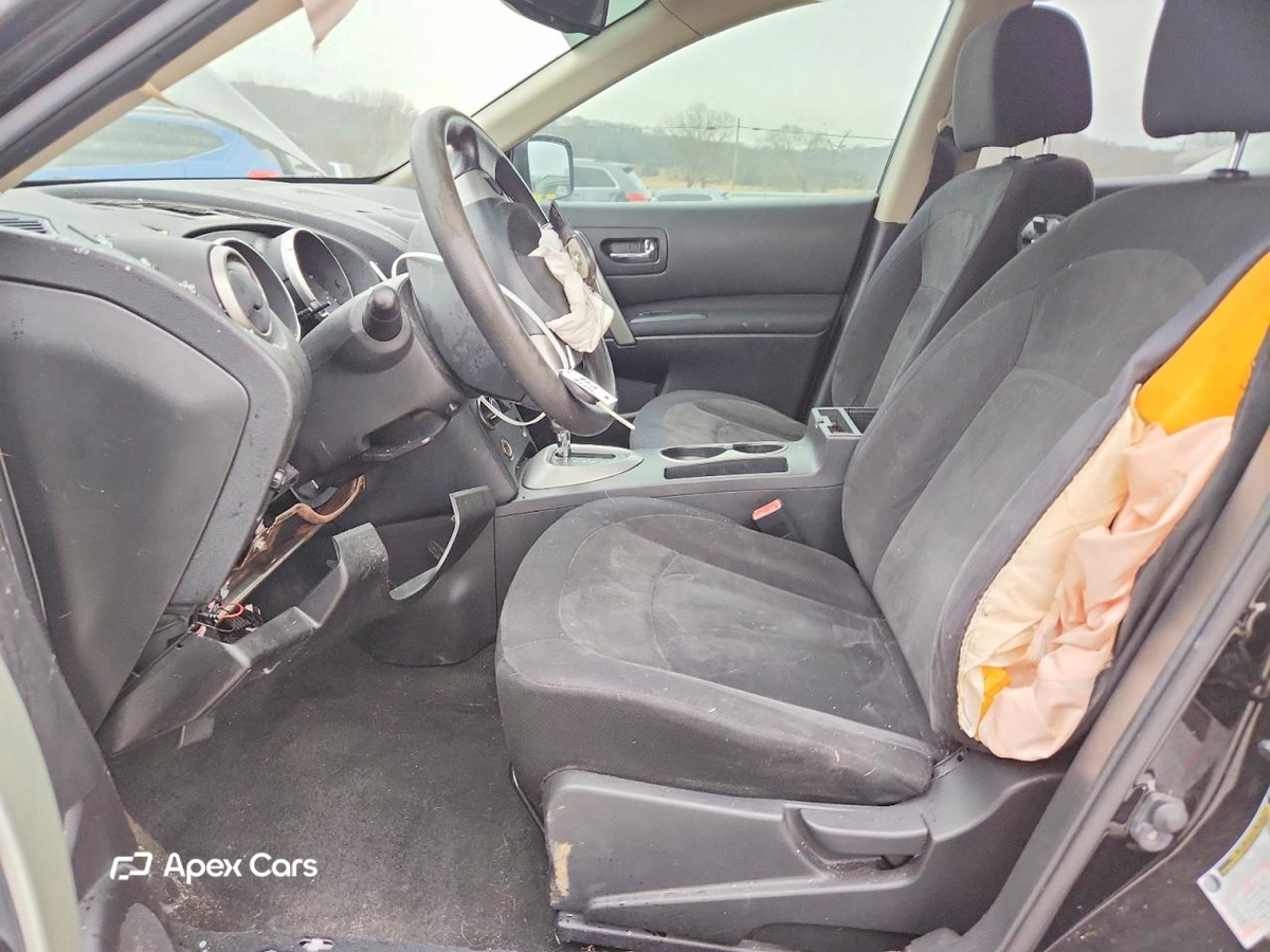Nissan Rogue 2010