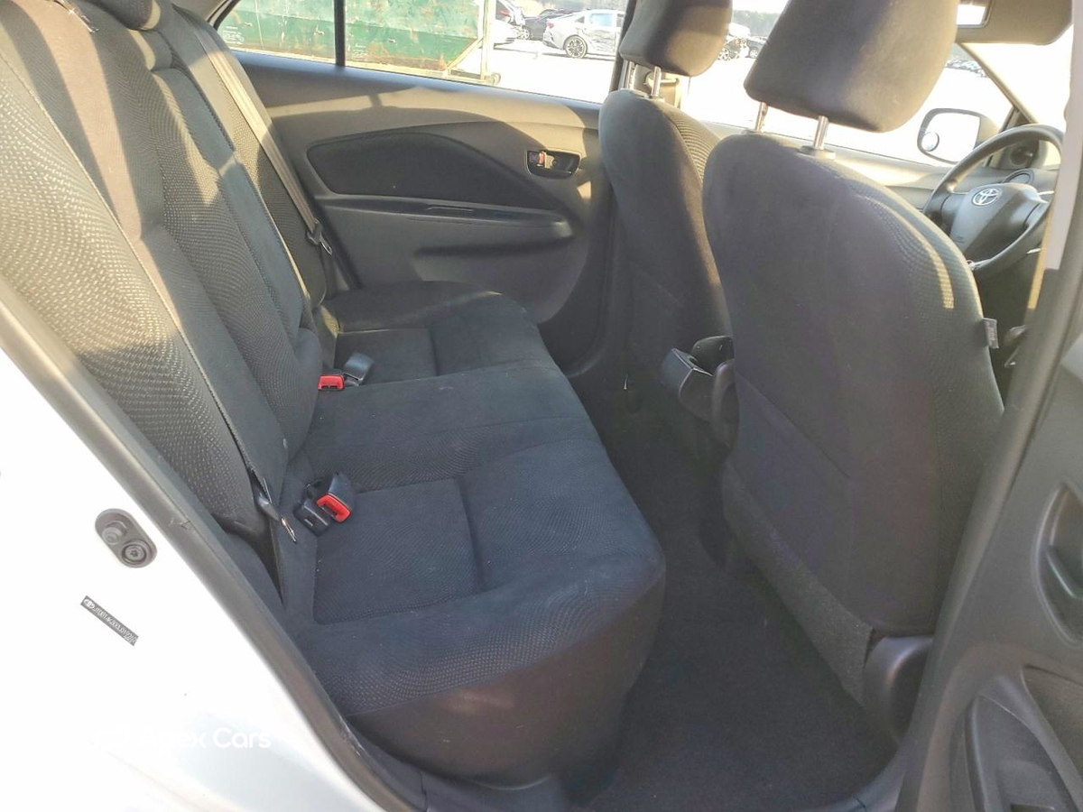 Toyota Yaris 2012