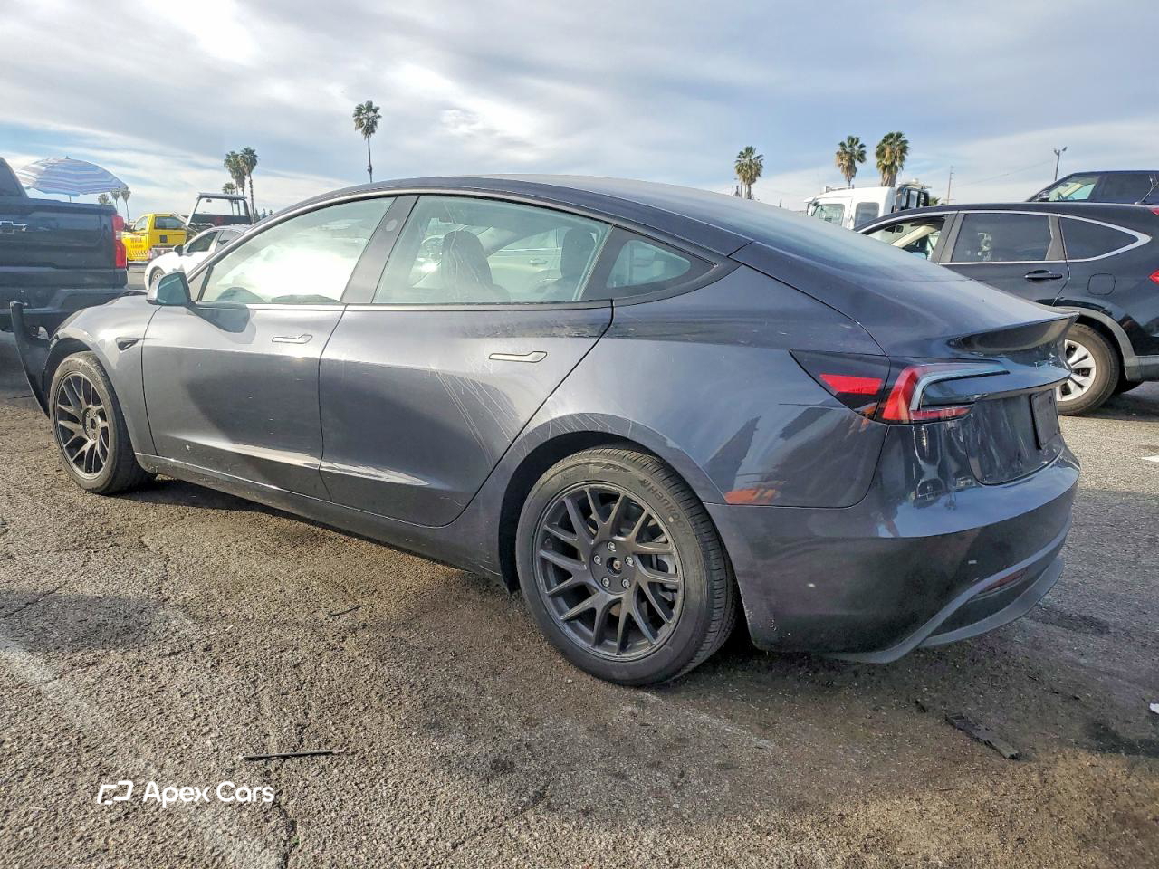 Tesla Model 3 2024