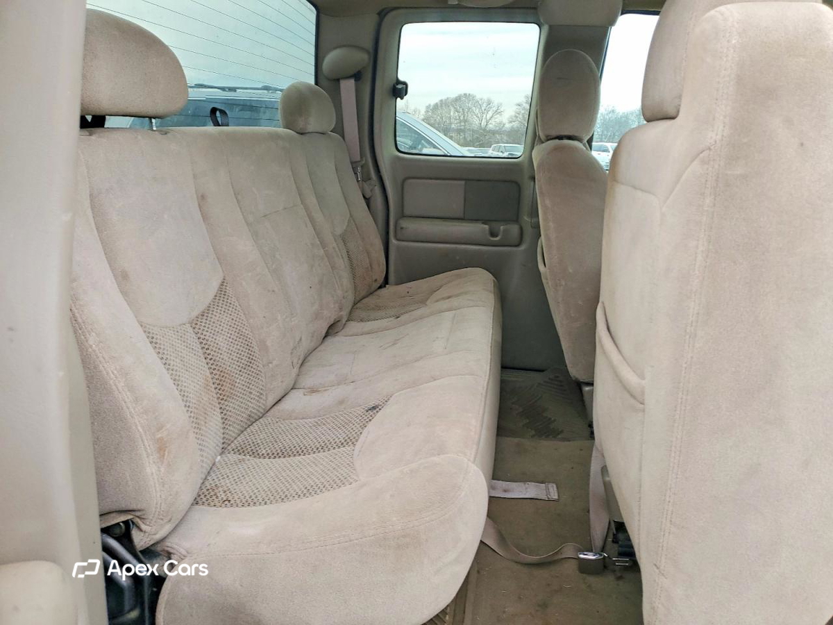 Chevrolet Silverado 2003