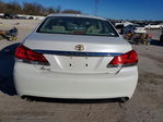 Toyota Avalon 2011