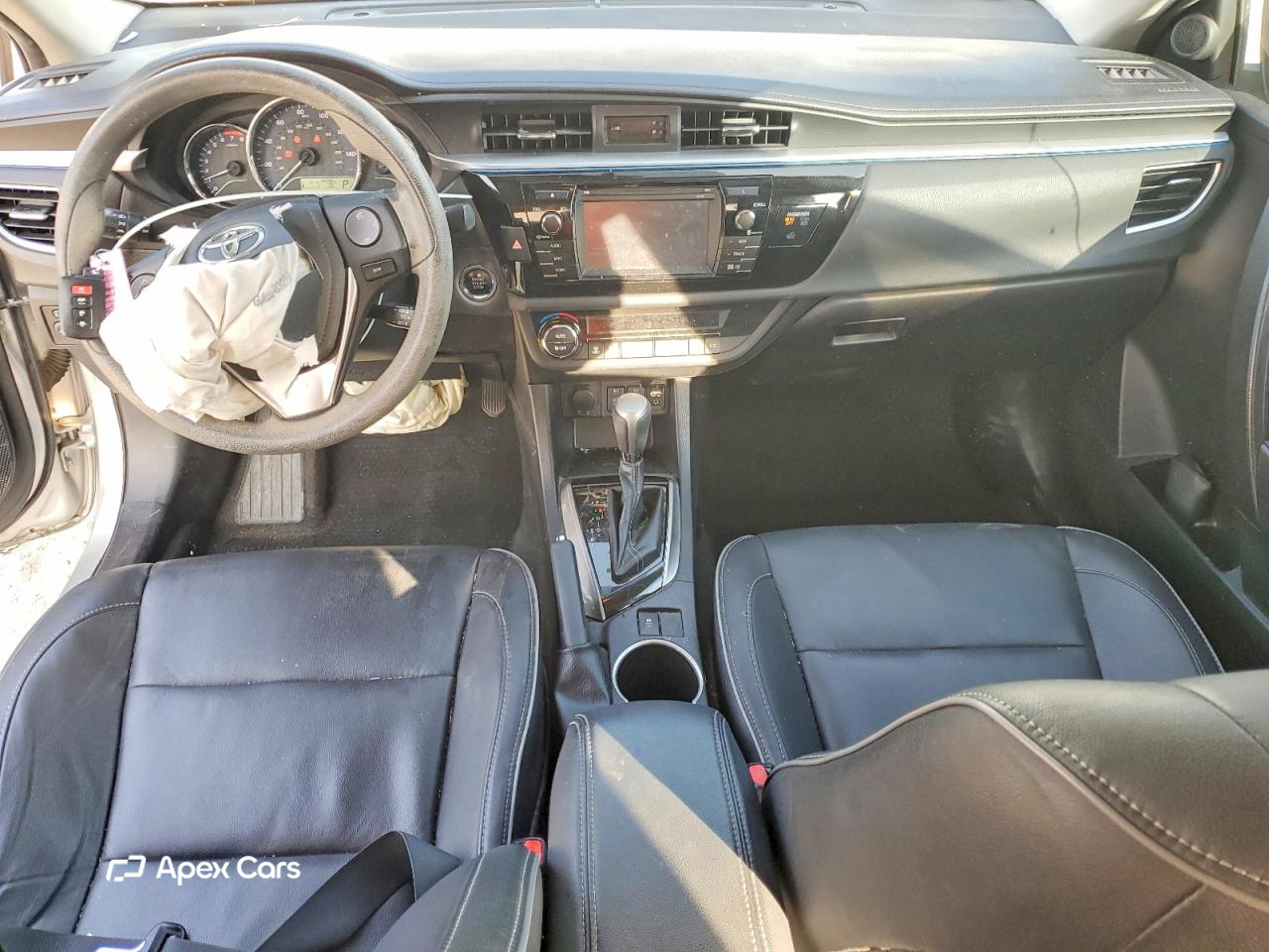 Toyota Corolla 2015