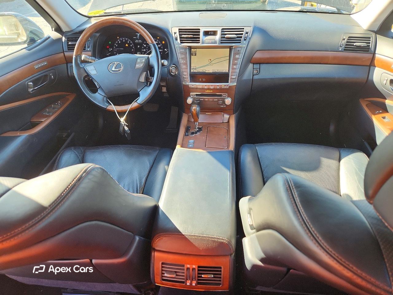 Lexus LS 2011