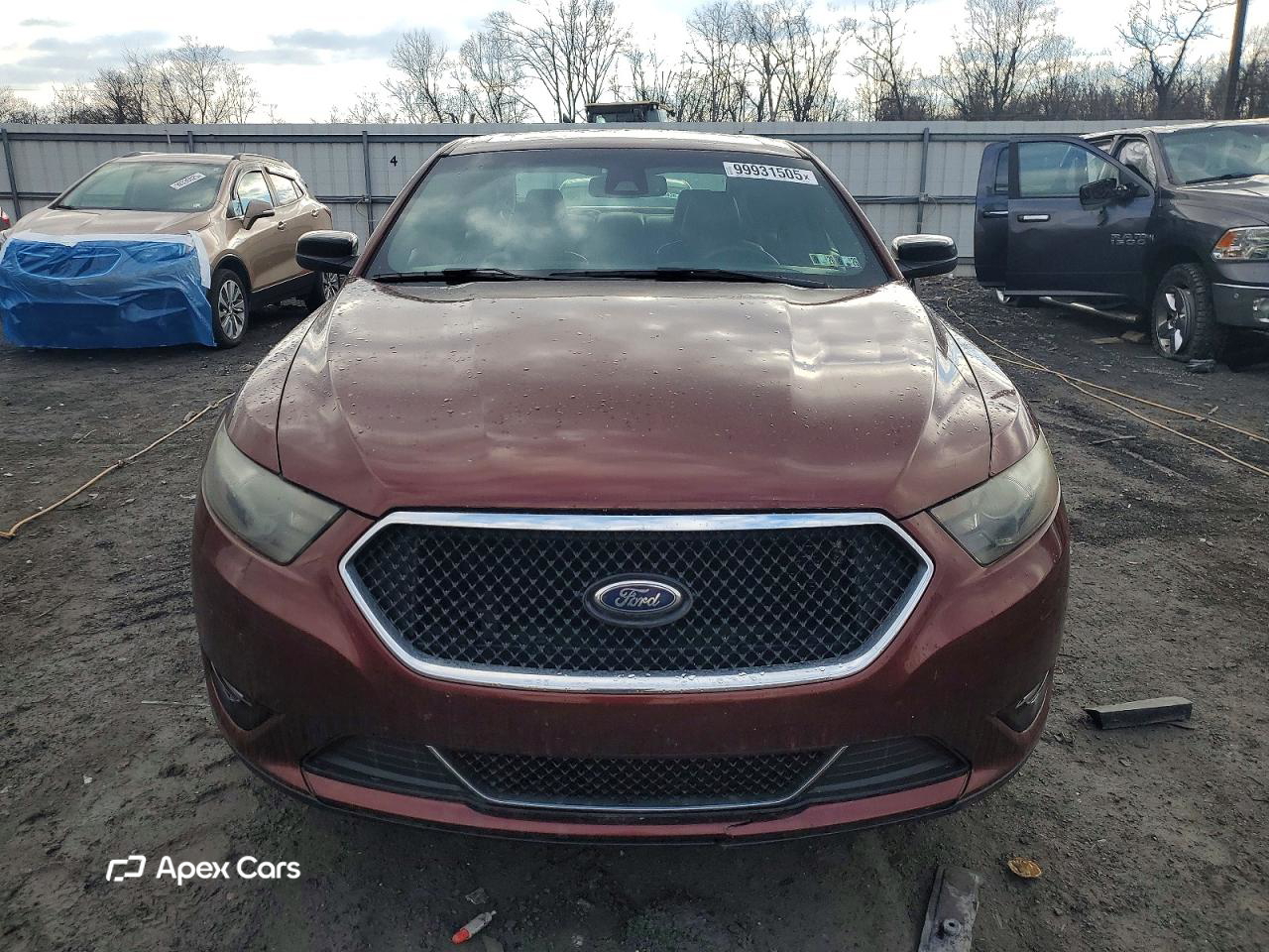 Ford Taurus 2015