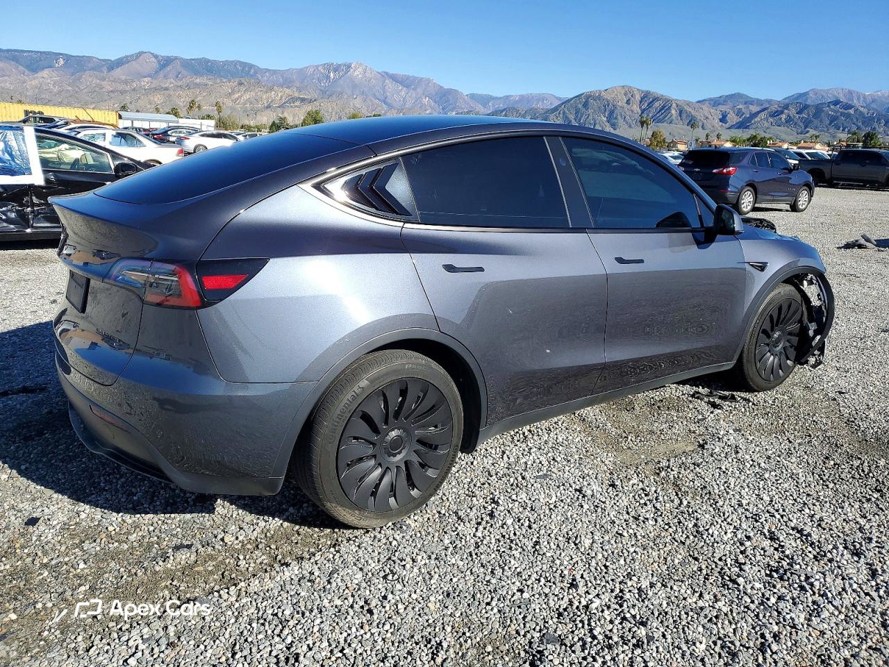 Tesla Model Y 2023