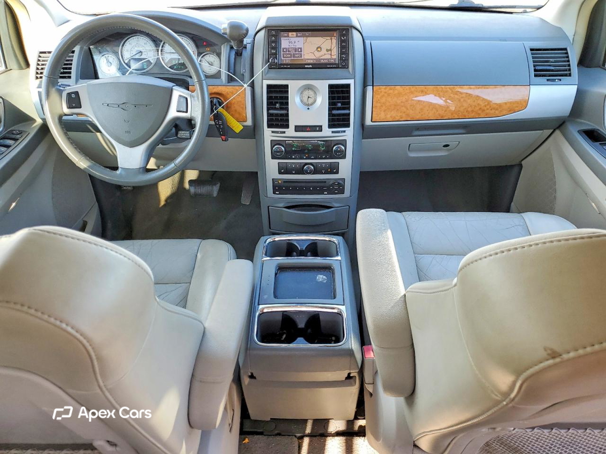 Chrysler Voyager 2010