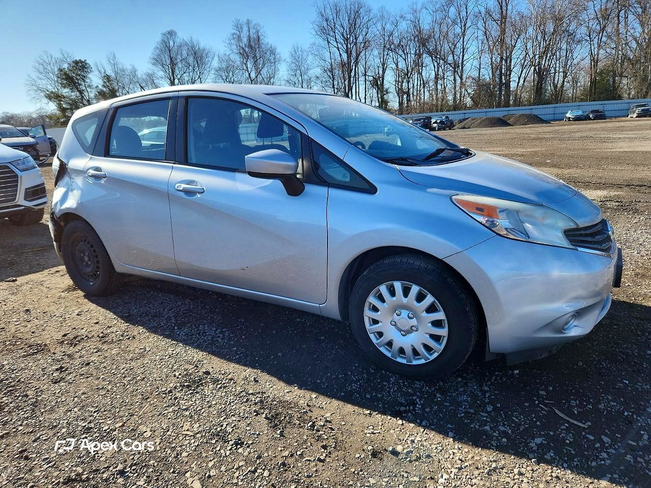 Nissan Versa 2015