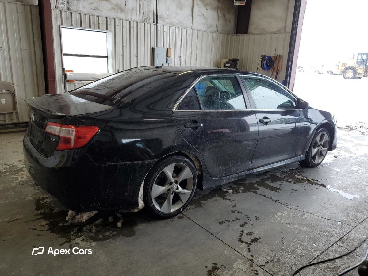 Toyota Camry 2012
