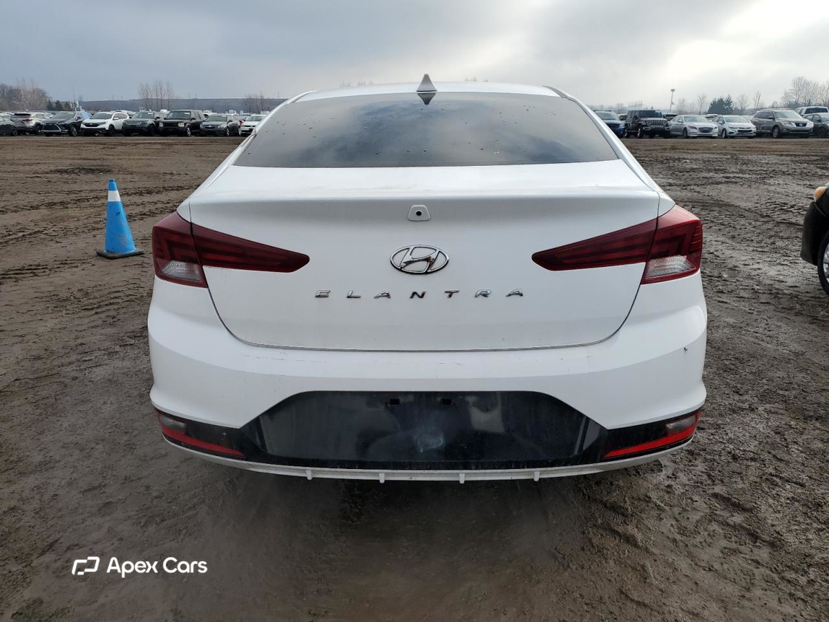 Hyundai Elantra 2020