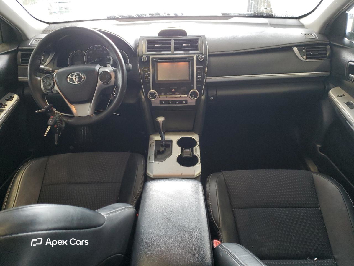 Toyota Camry 2012
