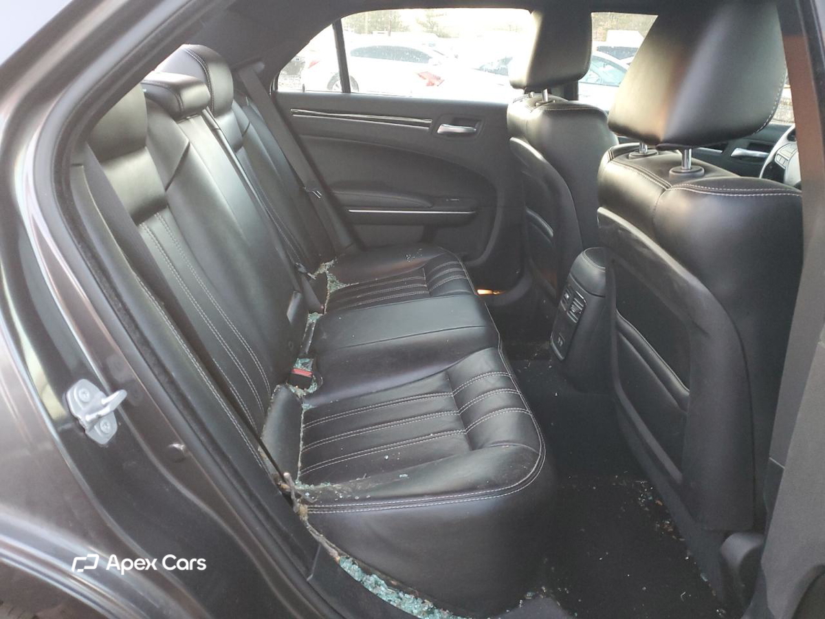 Chrysler 300 2019