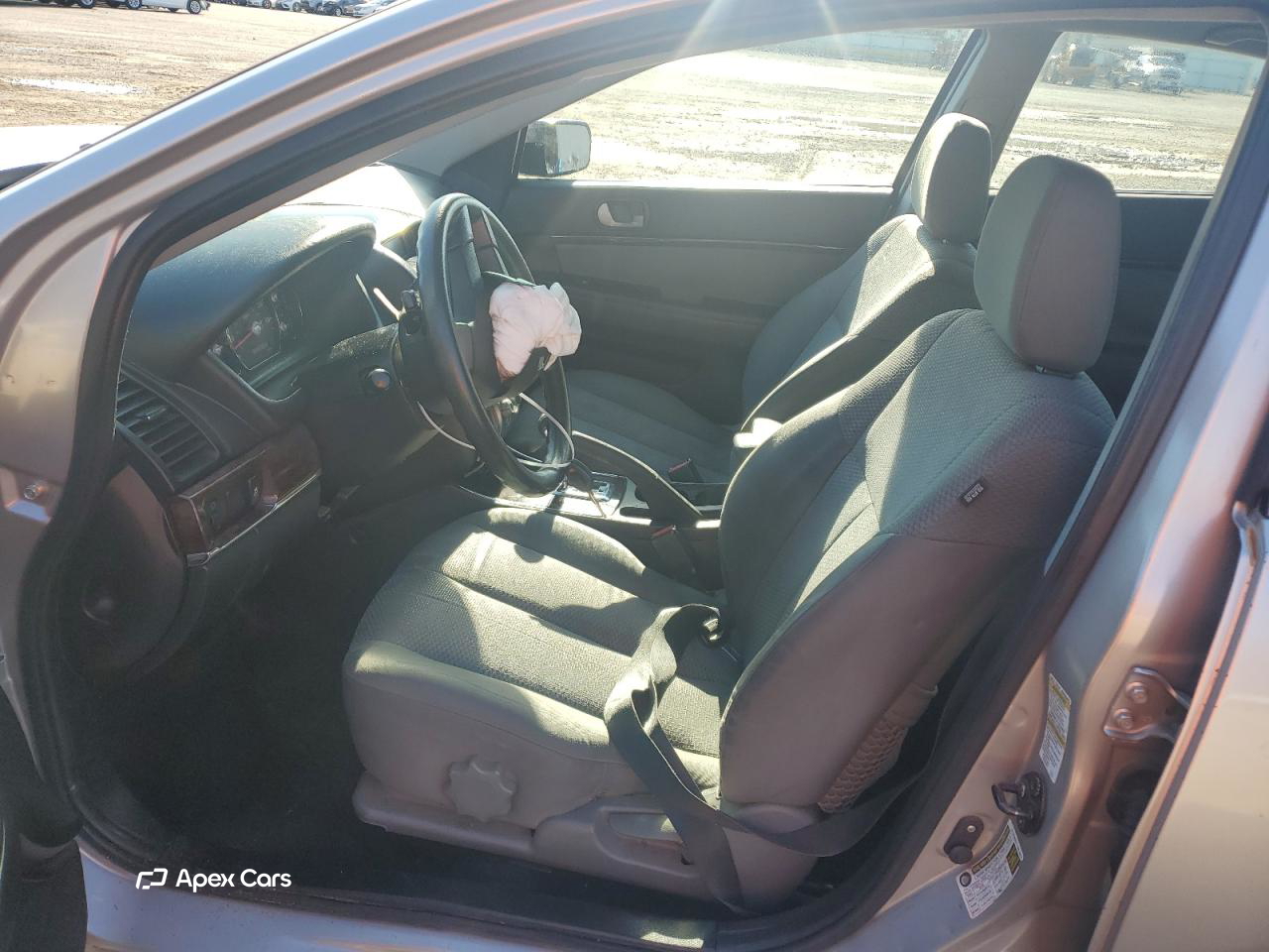 Mitsubishi Galant 2010