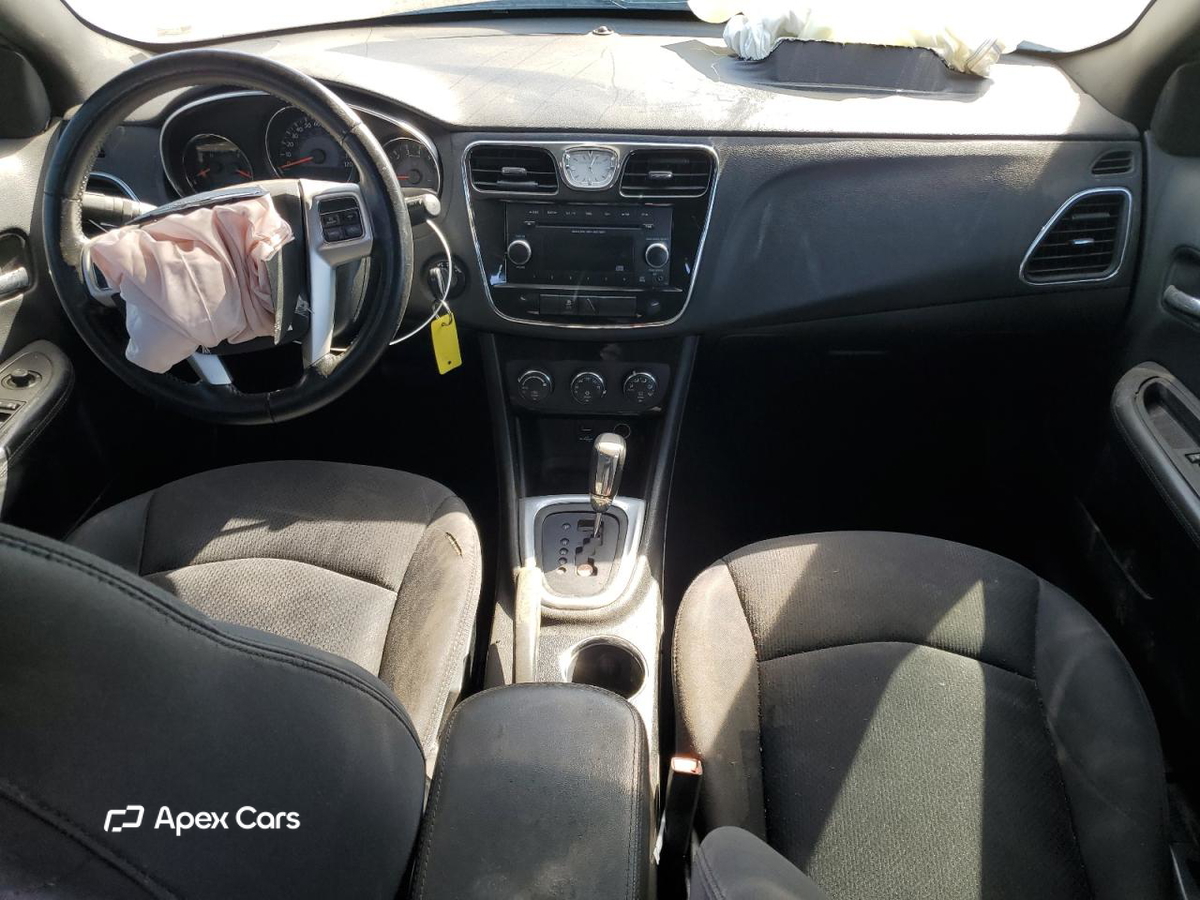 Chrysler 200 2013
