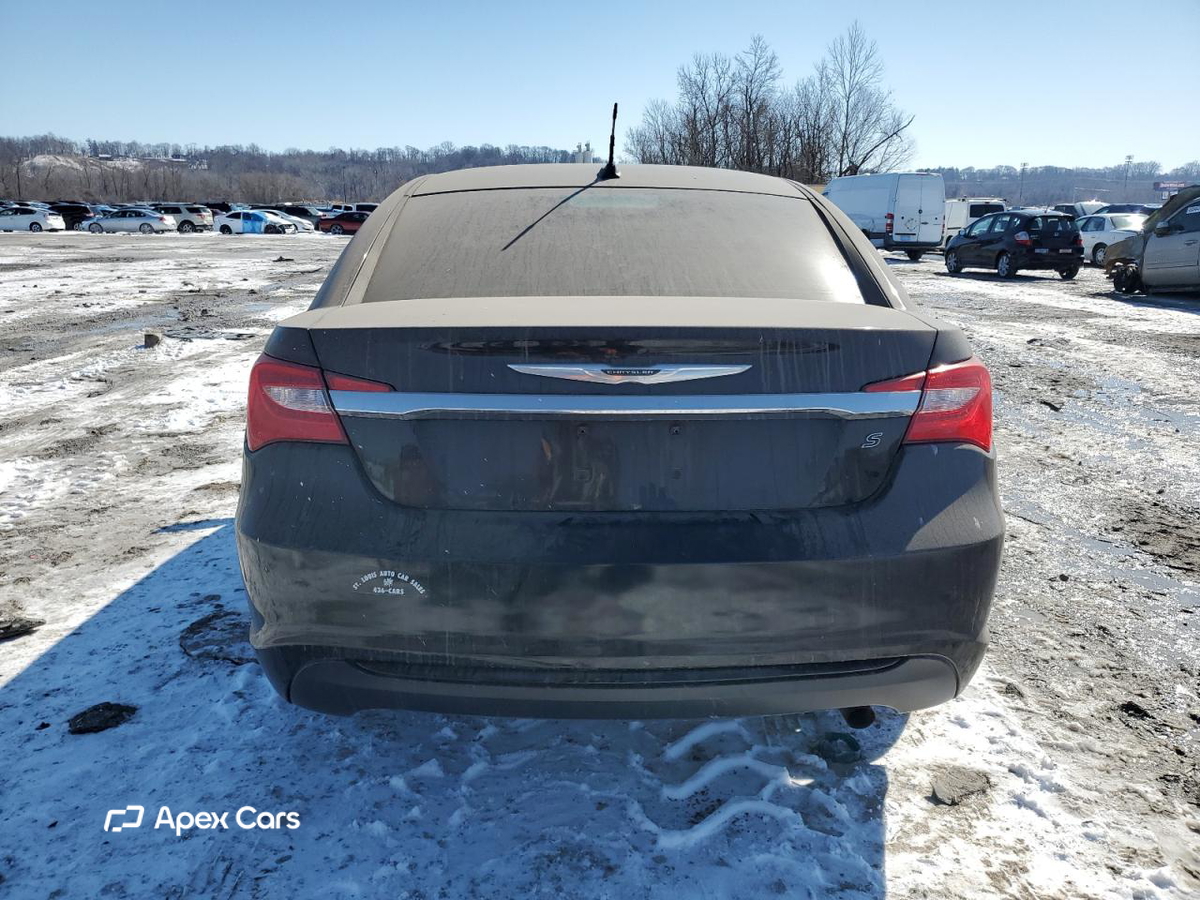 Chrysler 200 2013