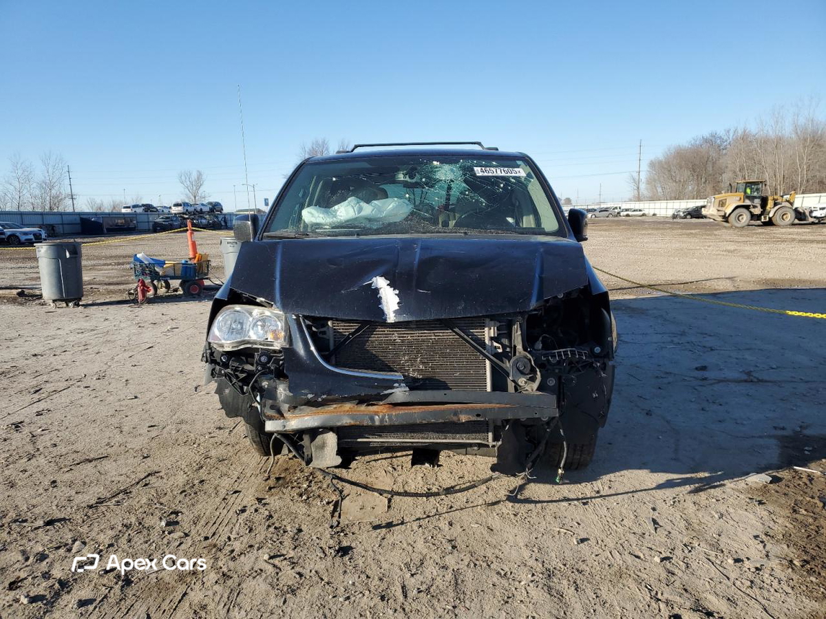 Chrysler Voyager 2013