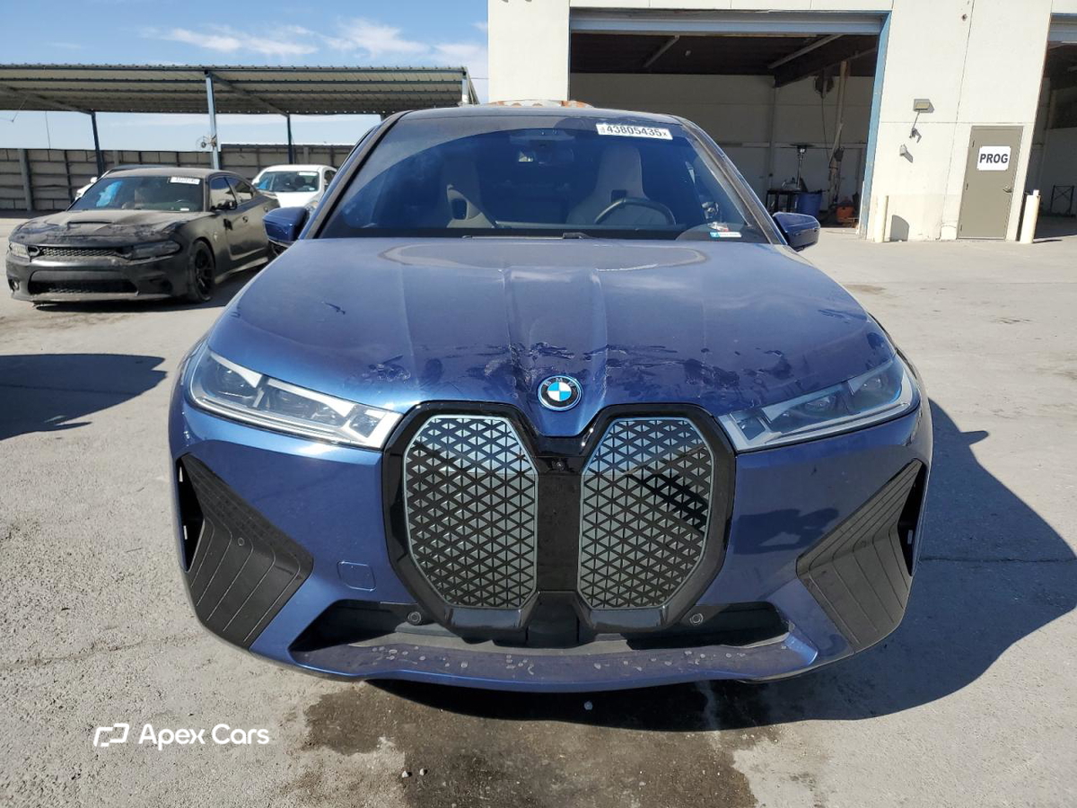 BMW iX 2024