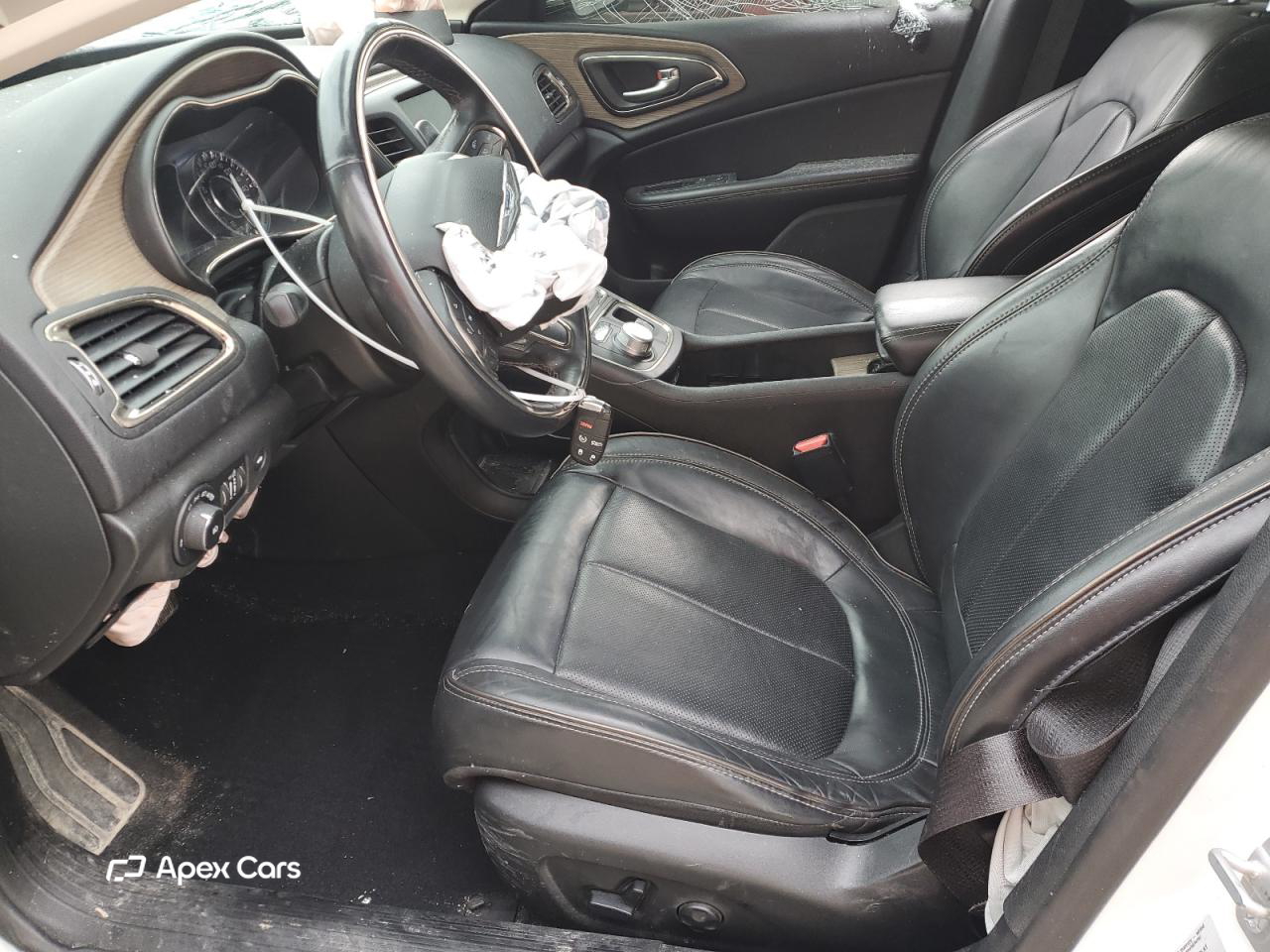 Chrysler 200 2015