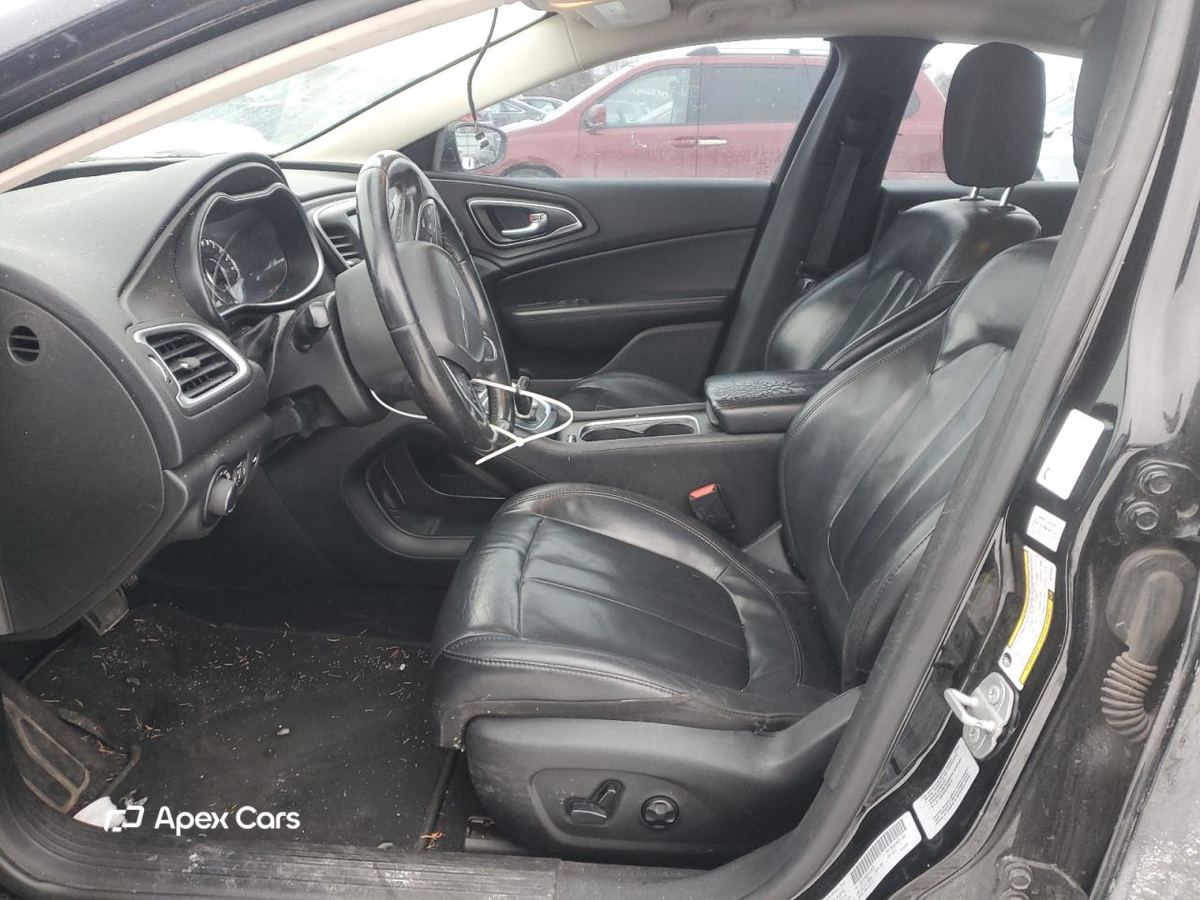 Chrysler 200 2016