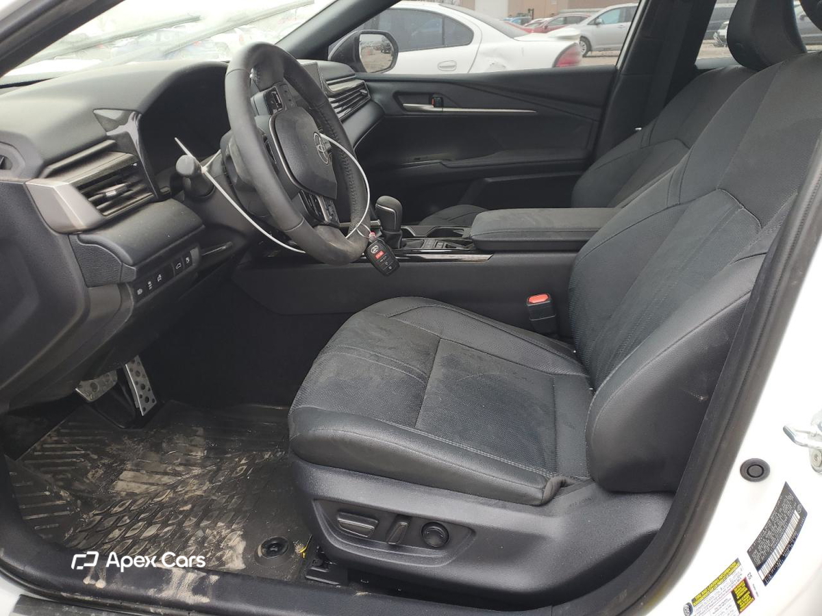 Toyota Camry 2025