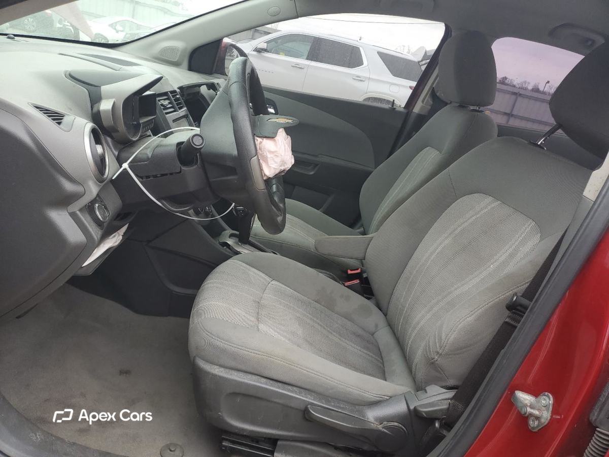 Chevrolet Sonic 2015