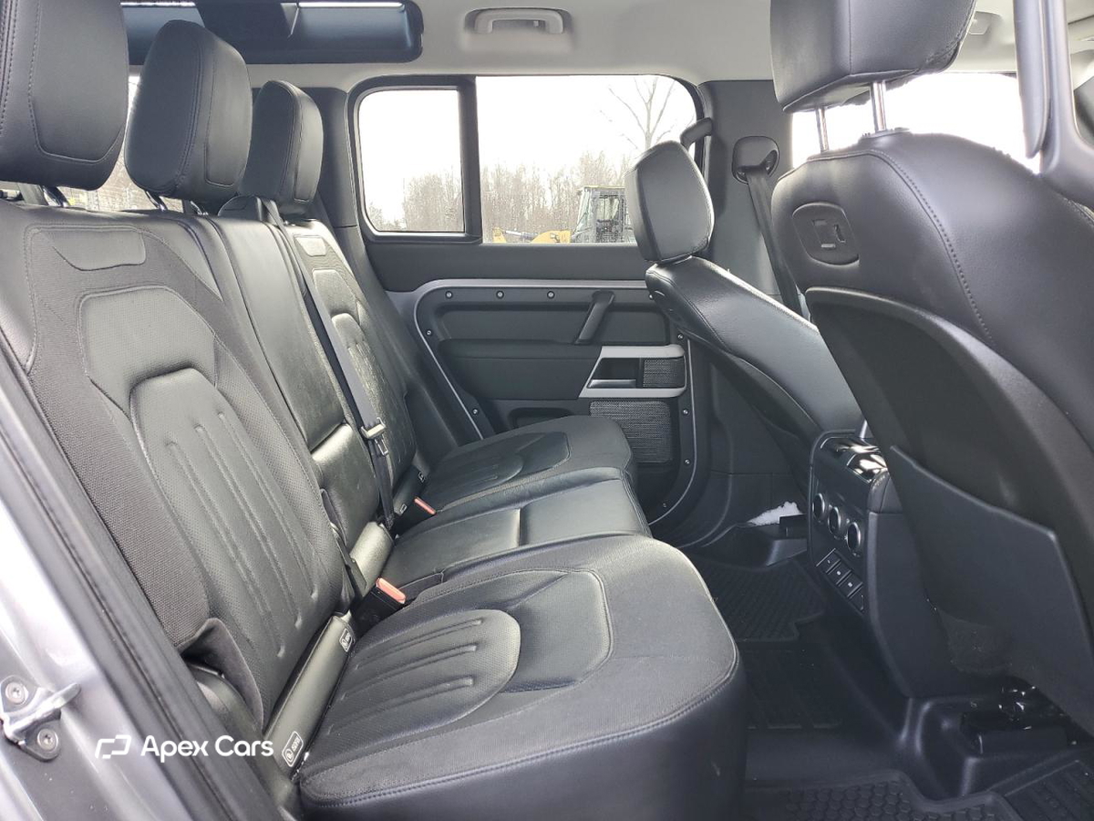 Land Rover Defender 2020