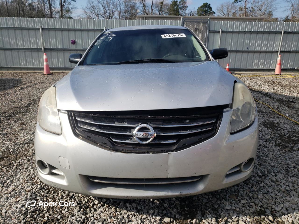 Nissan Altima 2011