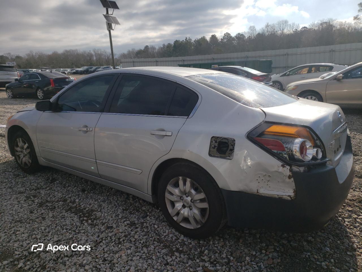 Nissan Altima 2011