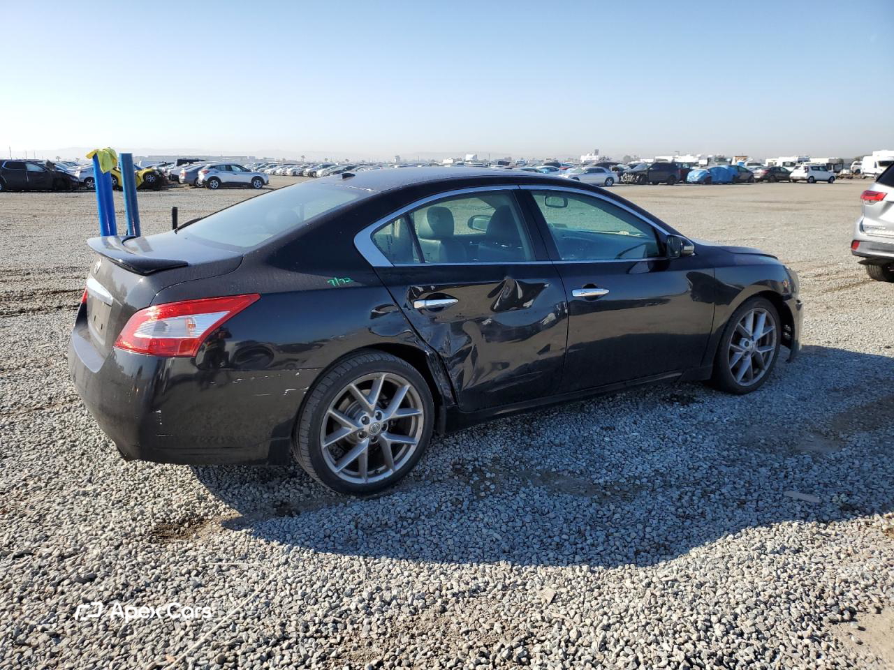 Nissan Maxima 2011
