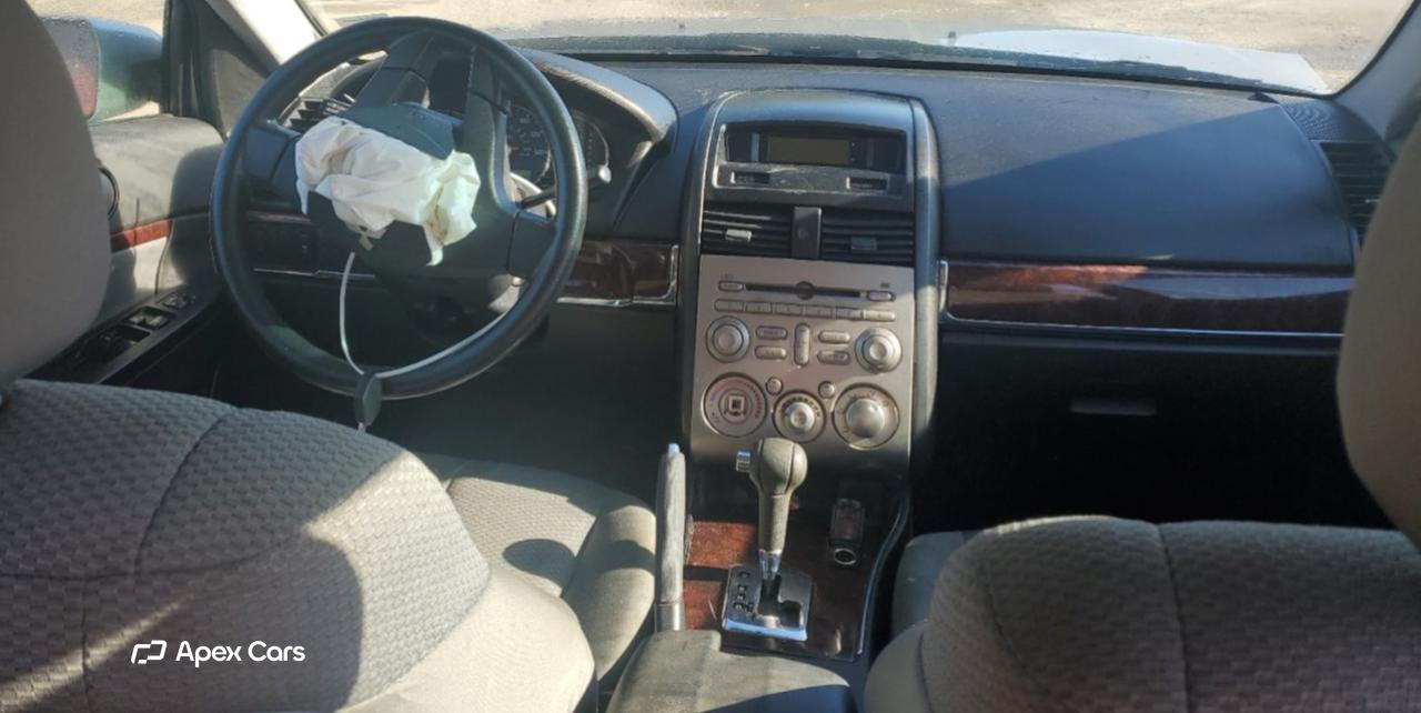 Mitsubishi Galant 2010