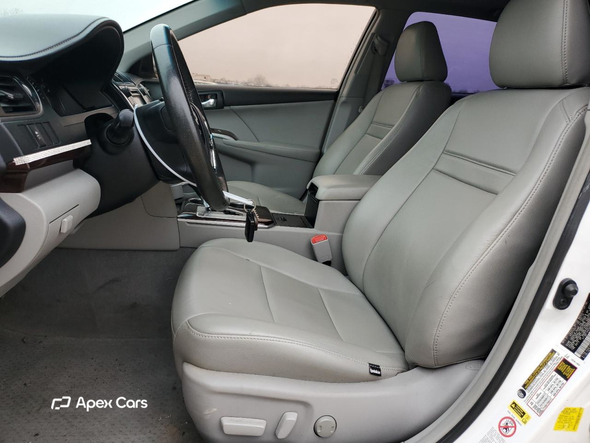 Toyota Camry 2012