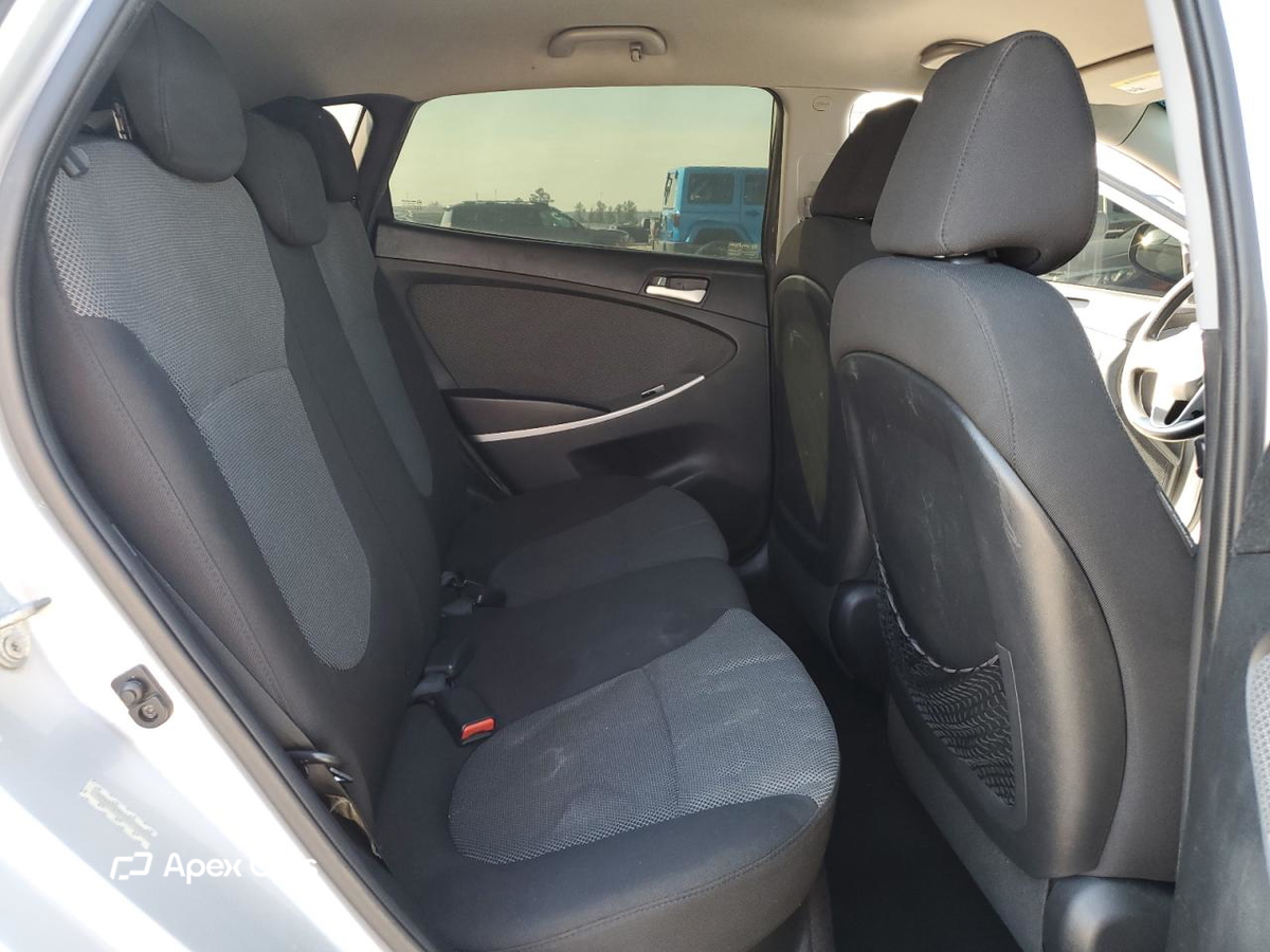 Hyundai Accent 2014