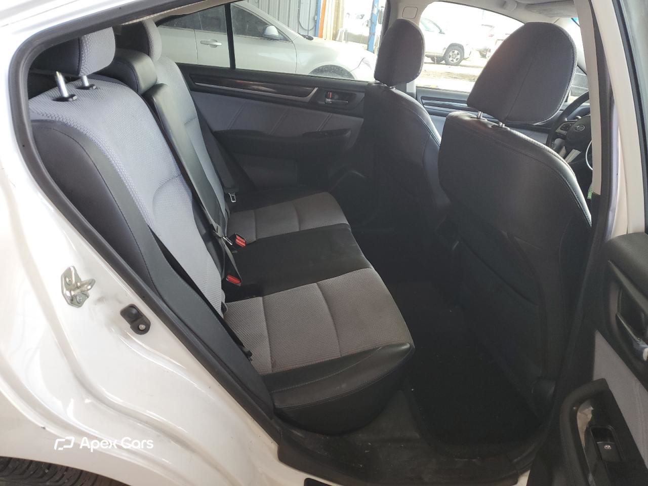 Subaru Legacy 2017