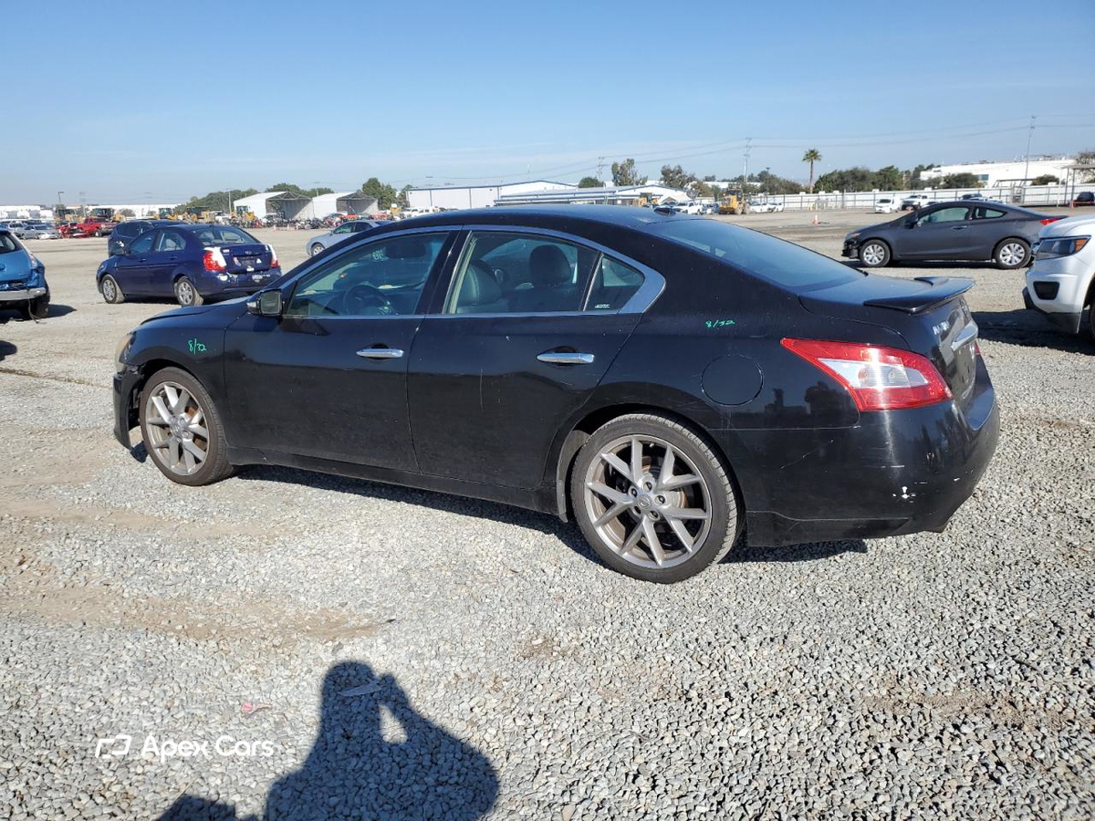 Nissan Maxima 2011