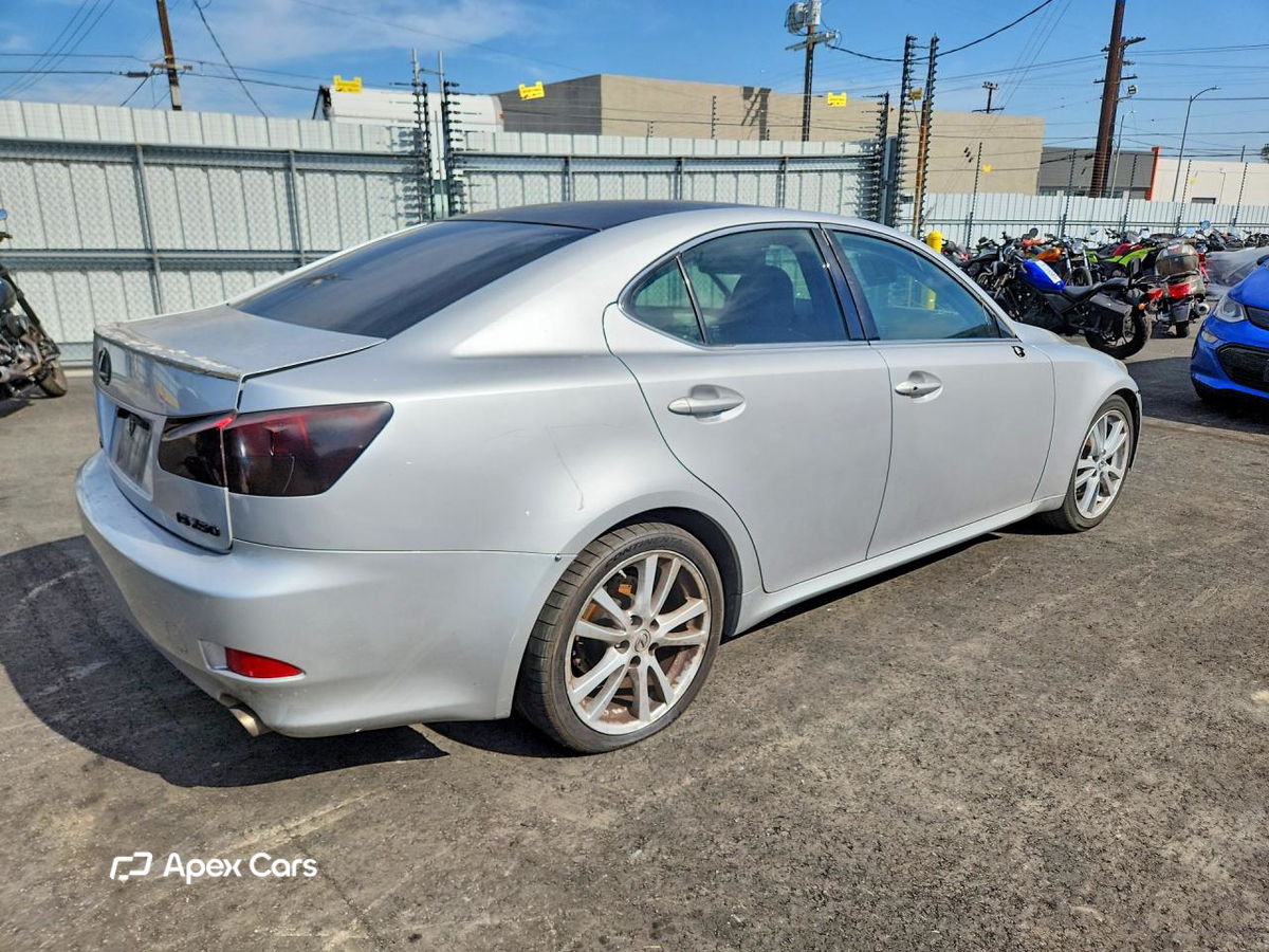 Lexus IS 2006