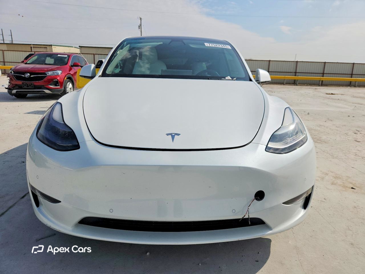 Tesla Model Y 2022