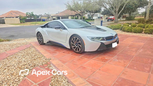 i3 2016 - Image 1 of 10