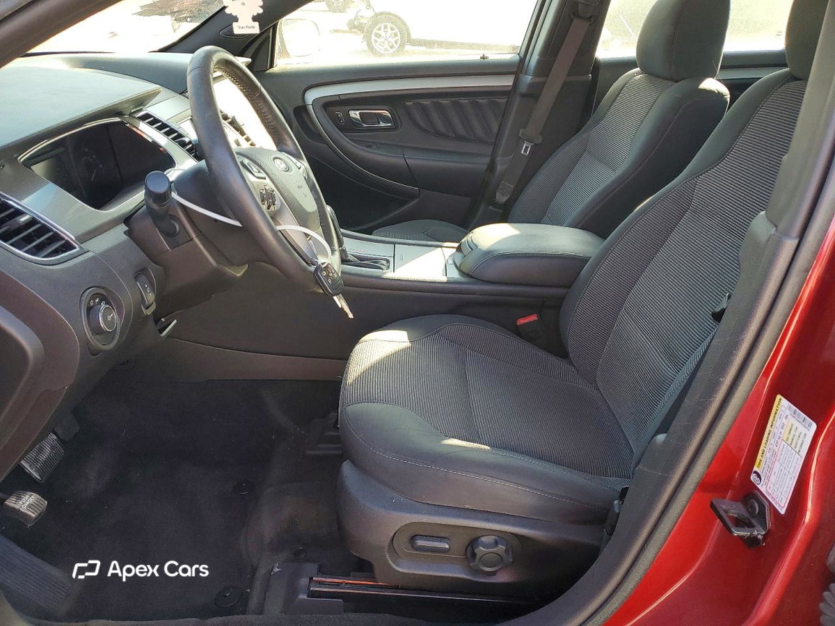 Ford Taurus 2015