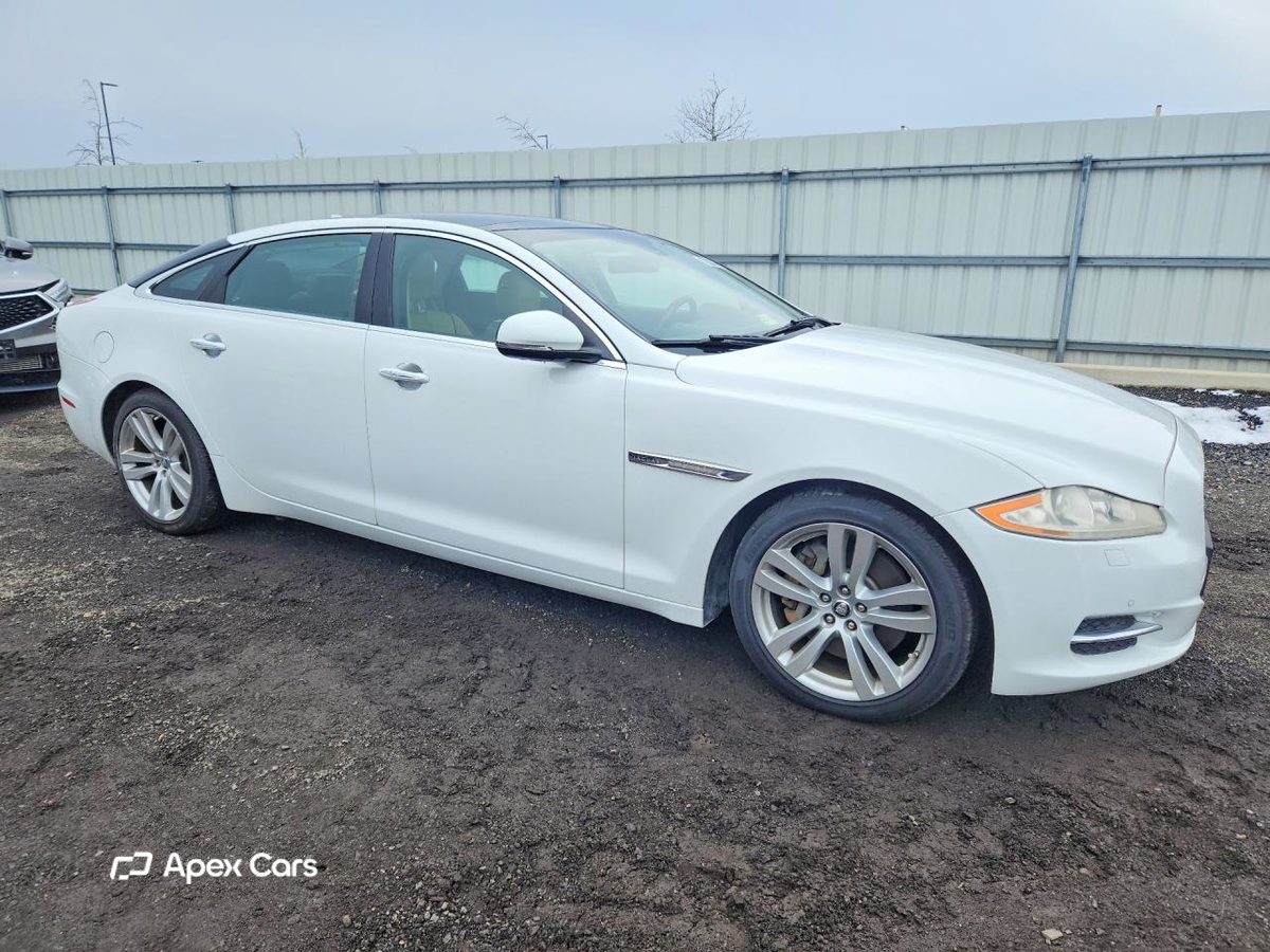 Jaguar XJ 2013