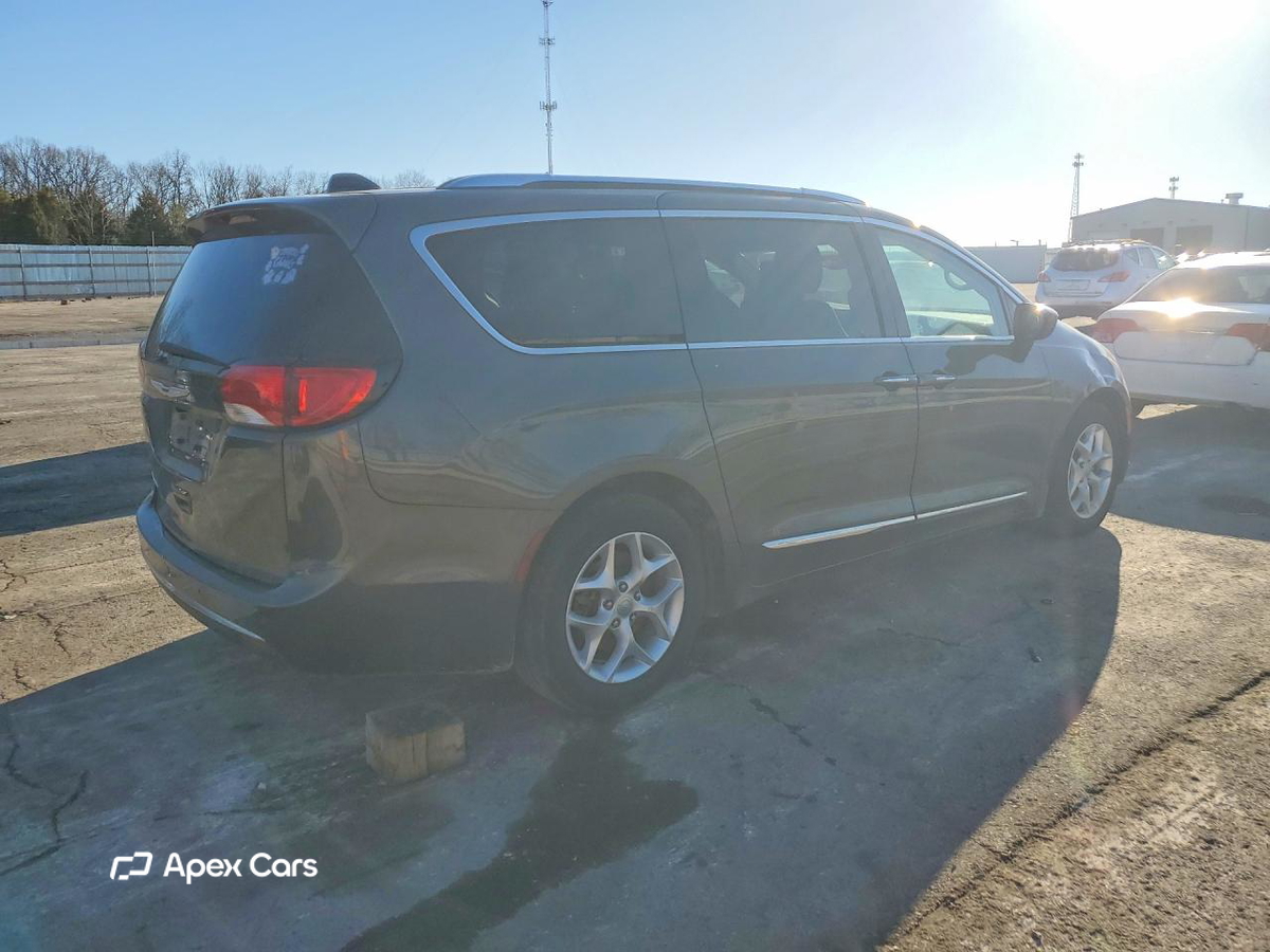 Chrysler Pacifica 2018
