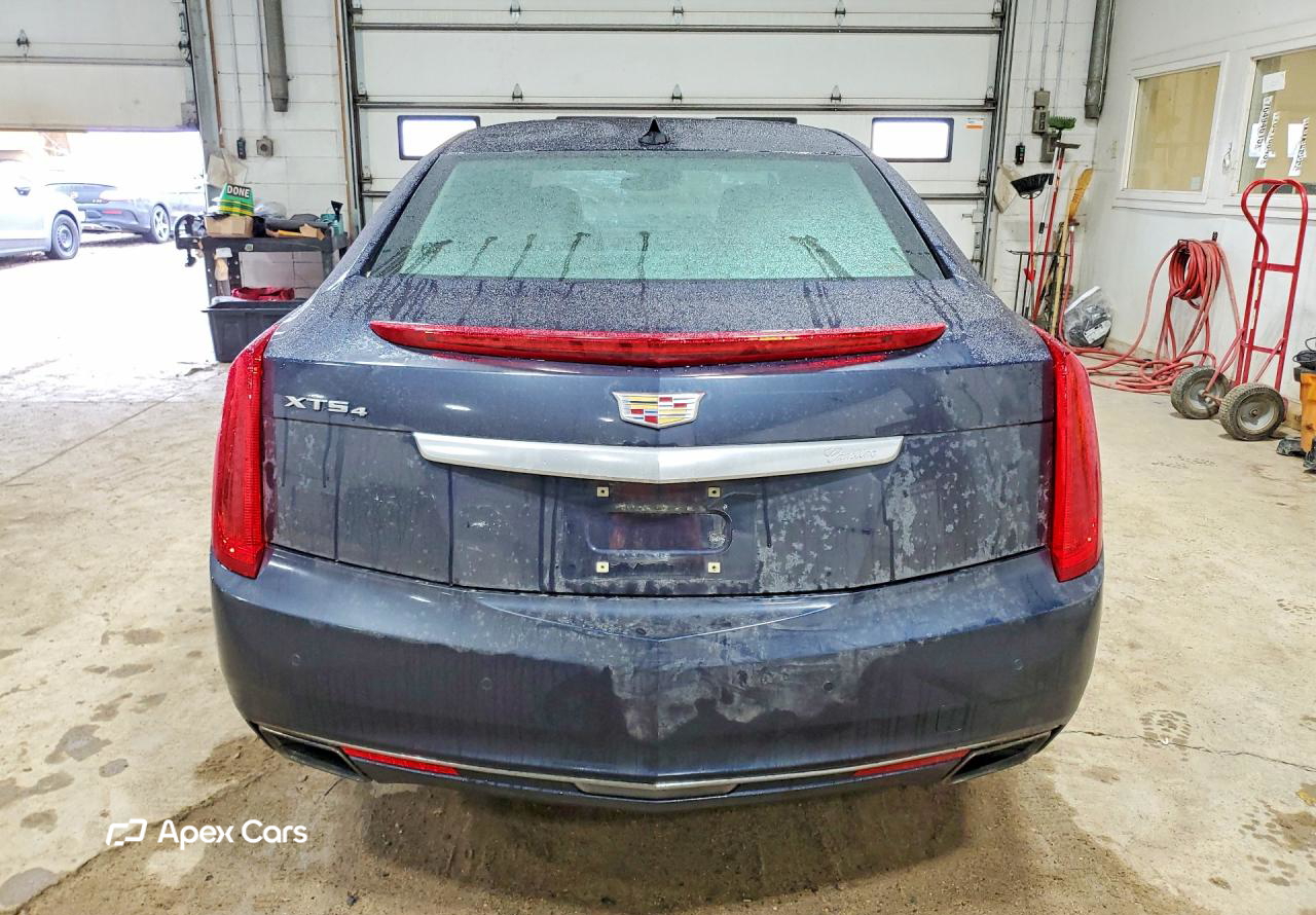 Cadillac XTS 2016