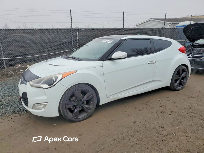 2013 Hyundai Veloster - Image 1 of 5