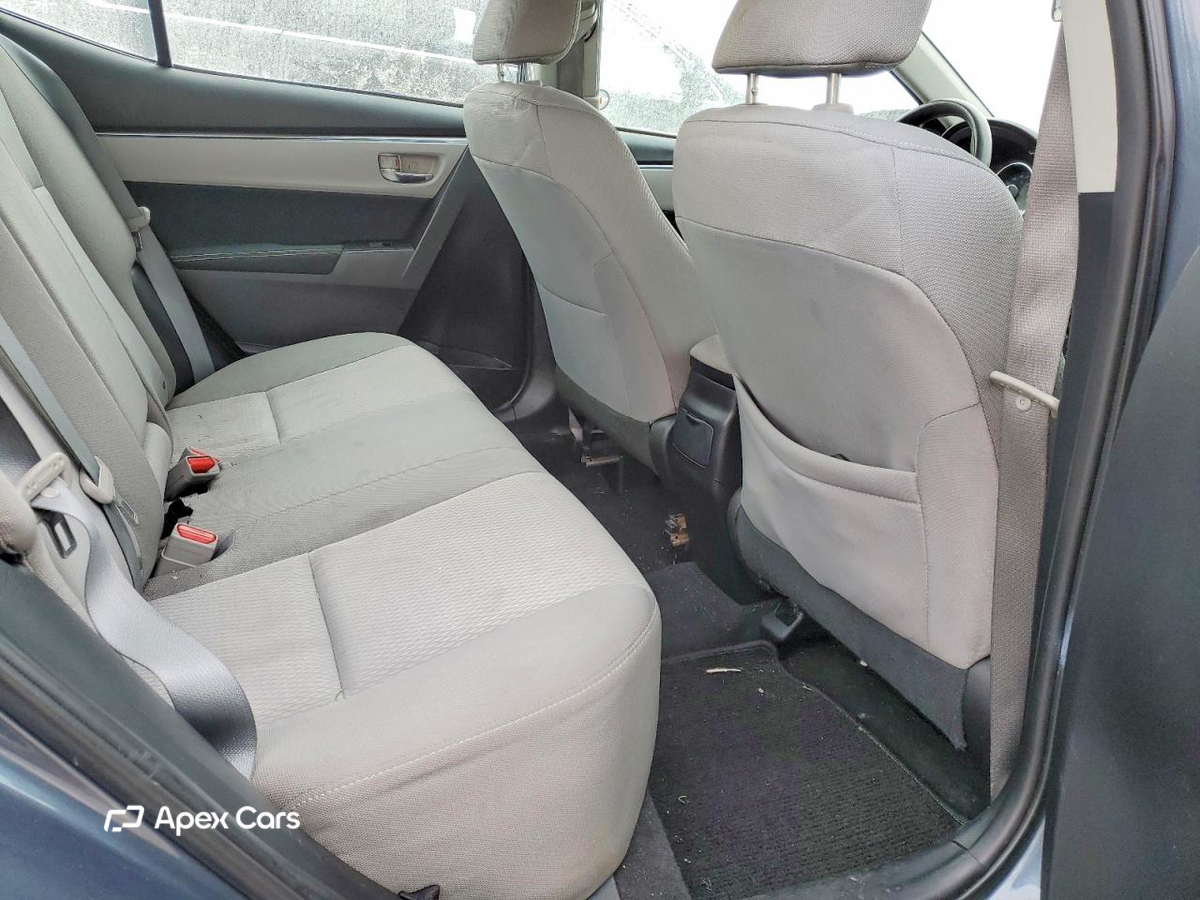 Toyota Corolla 2015