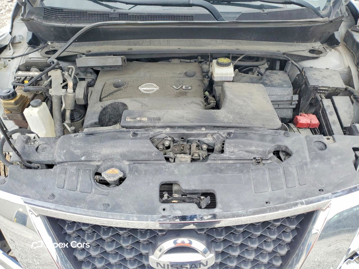 Nissan Pathfinder 2016