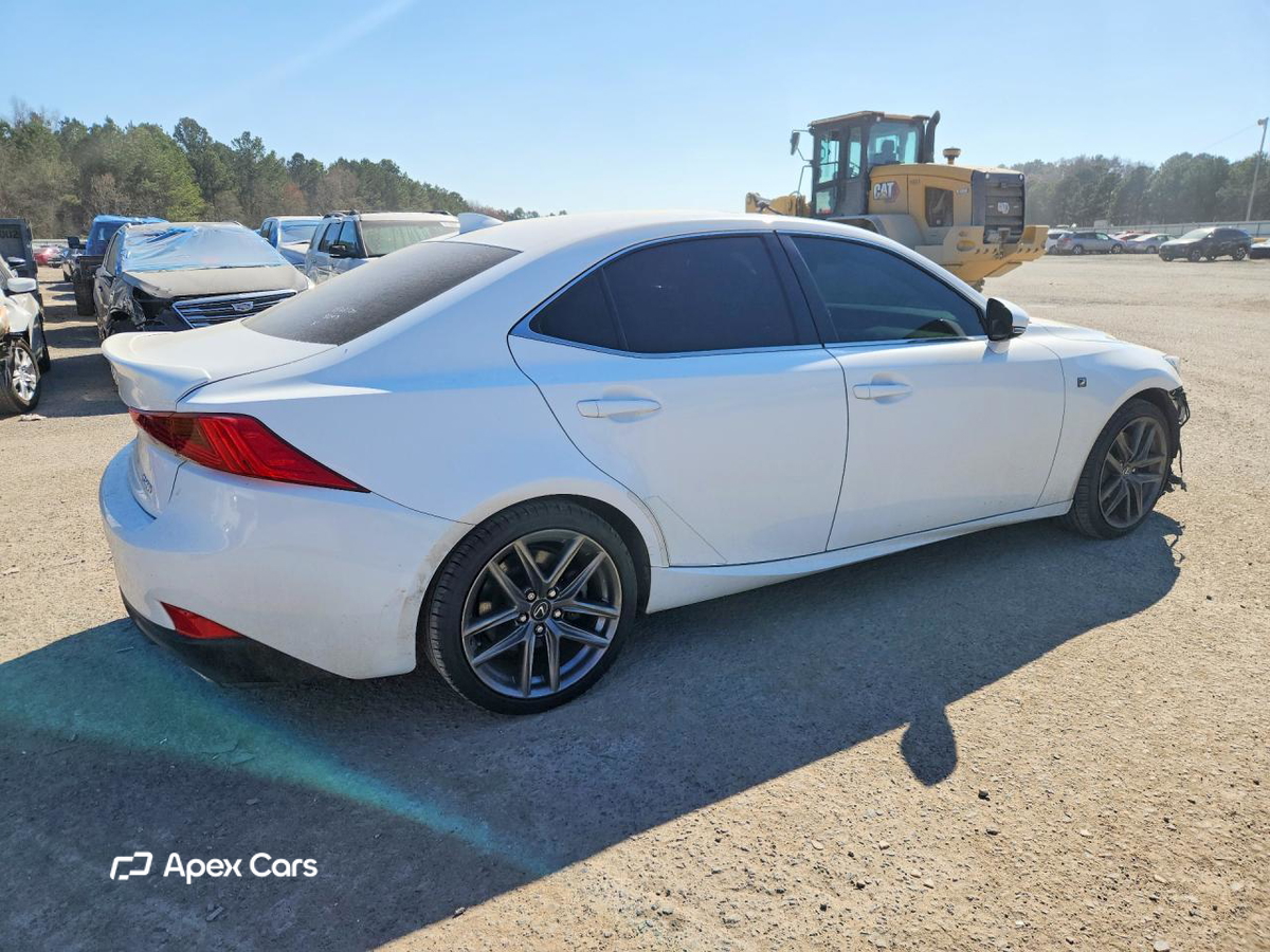 Lexus IS 2018